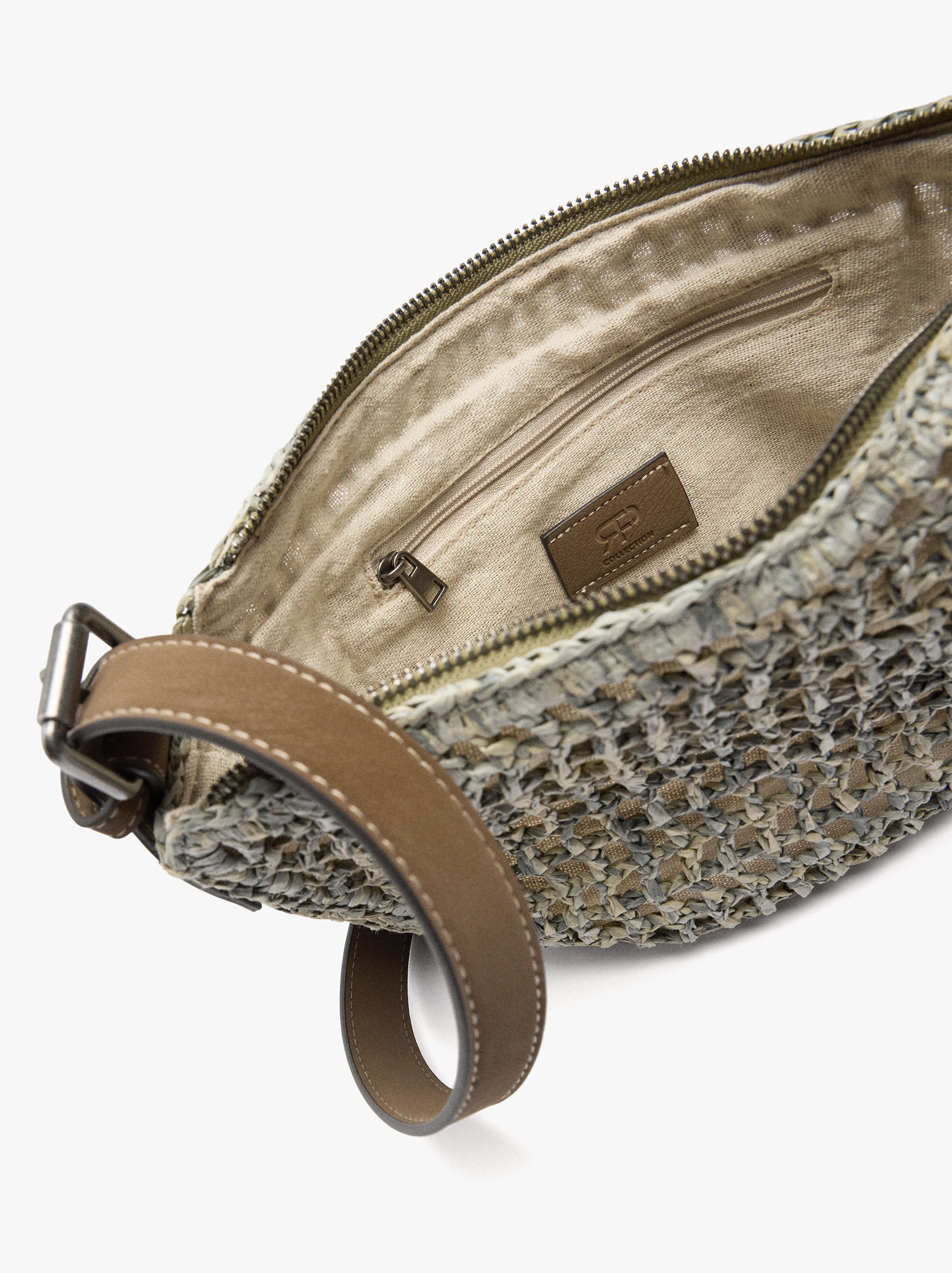 Bolso Bandolera Oval Con Efecto Rafia