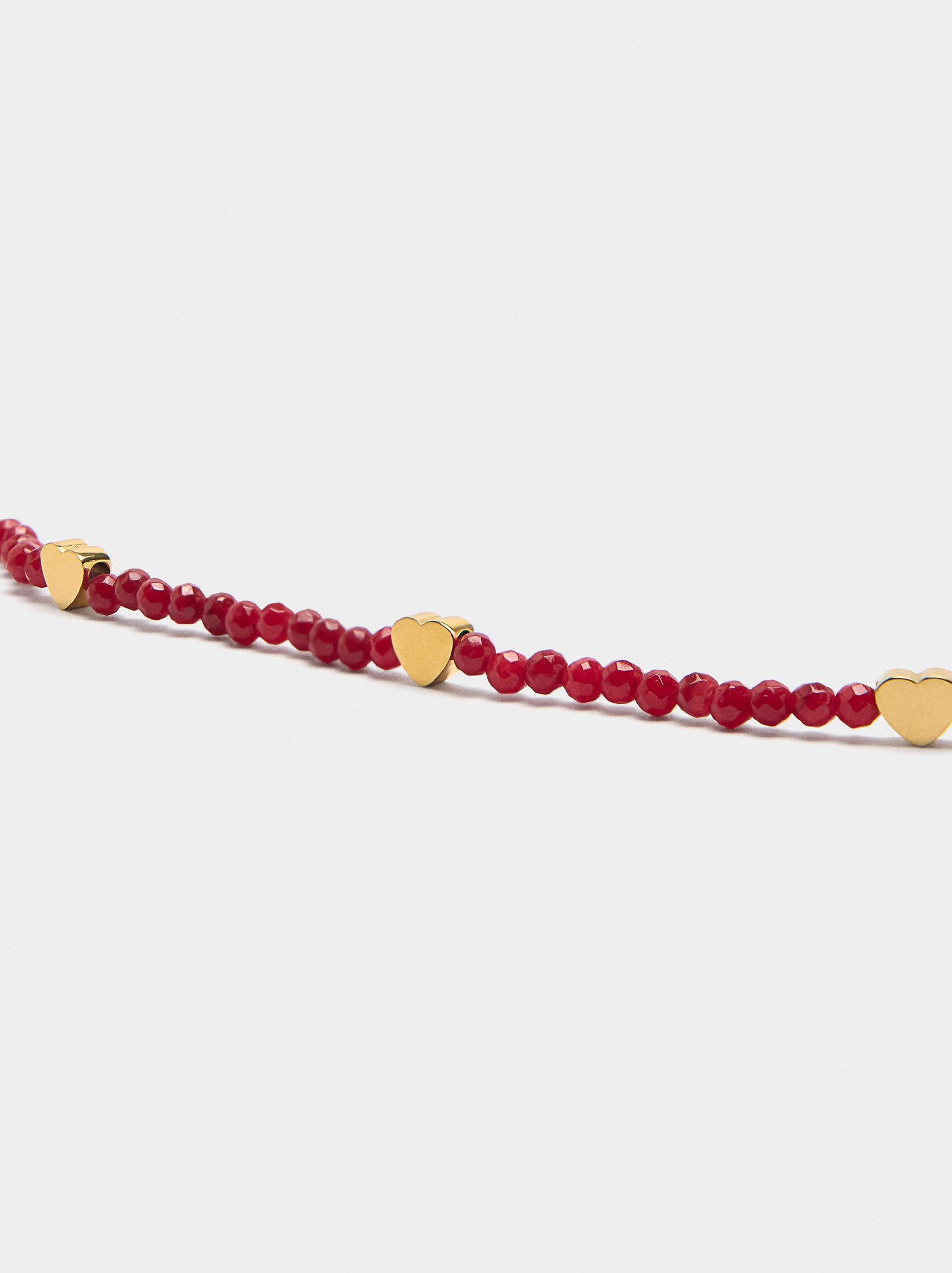 Collar Corto De Piedras Con Corazones