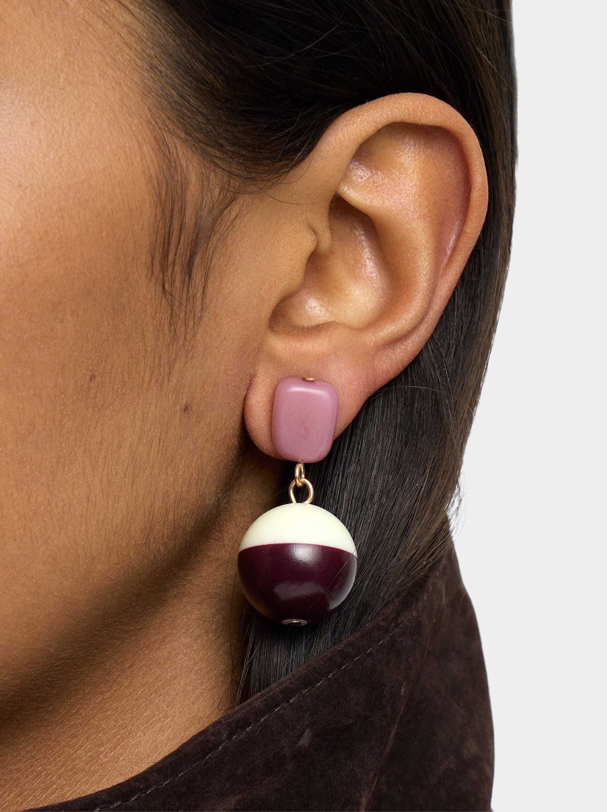 Pendientes Esferas En Resina