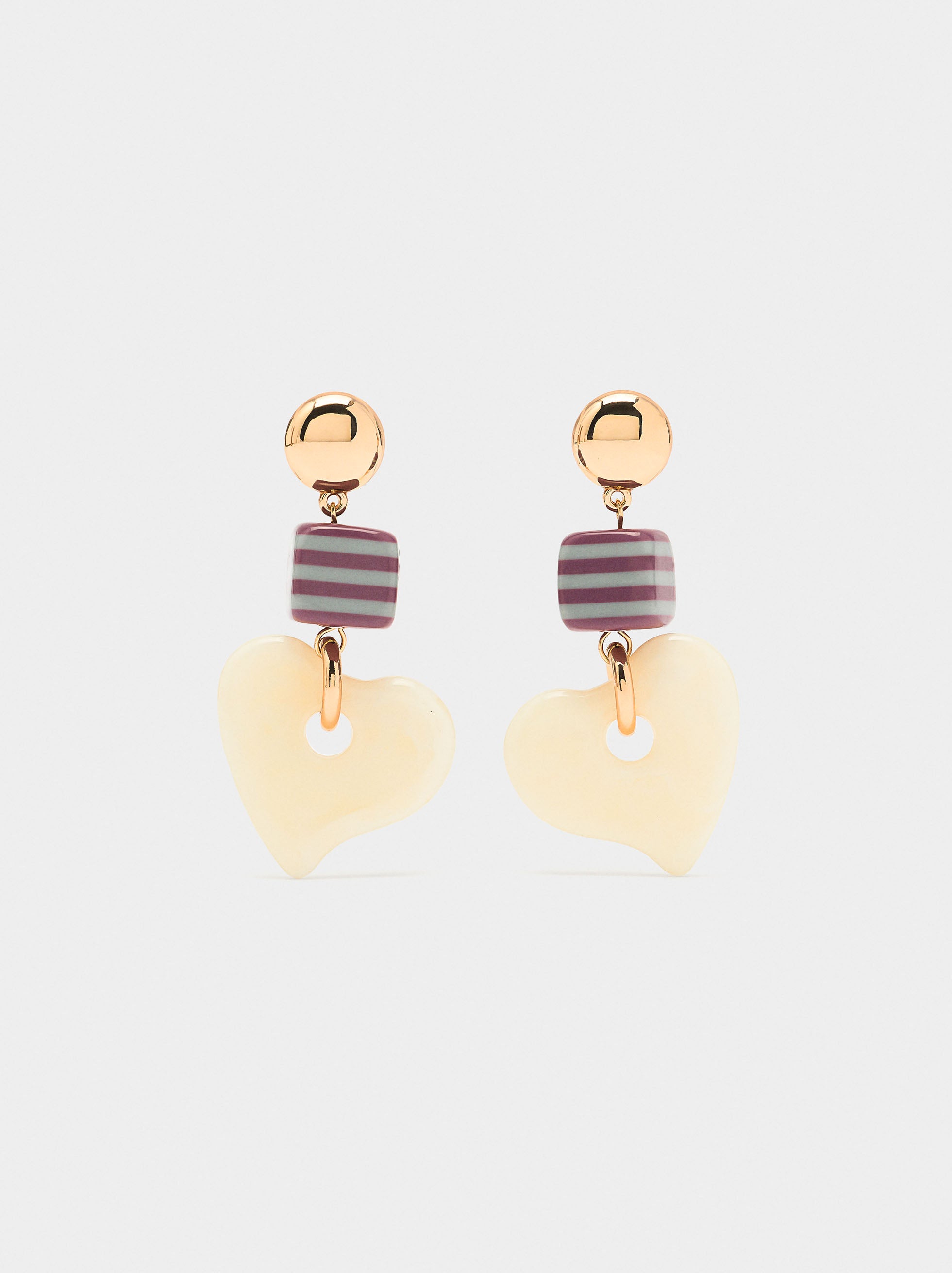 Pendientes Largos Con Corazón De Resina