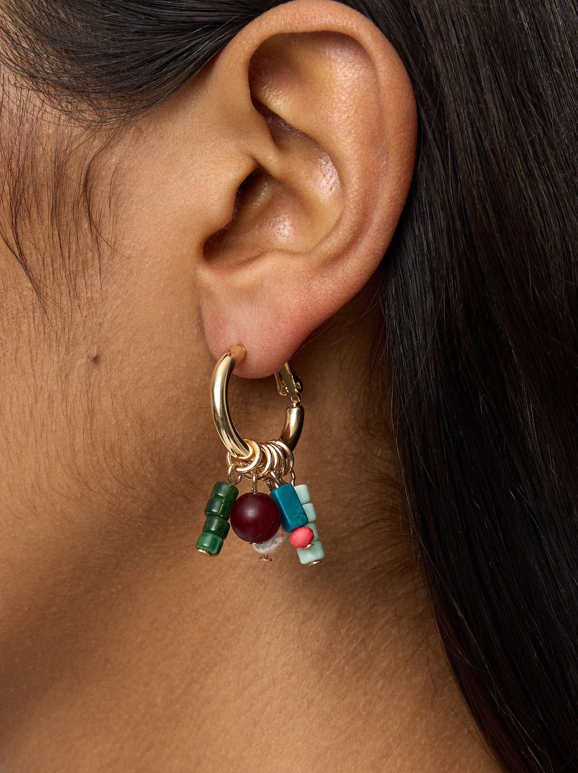 Aros Con Cuentas De Piedra Y Perla De Agua Dulce