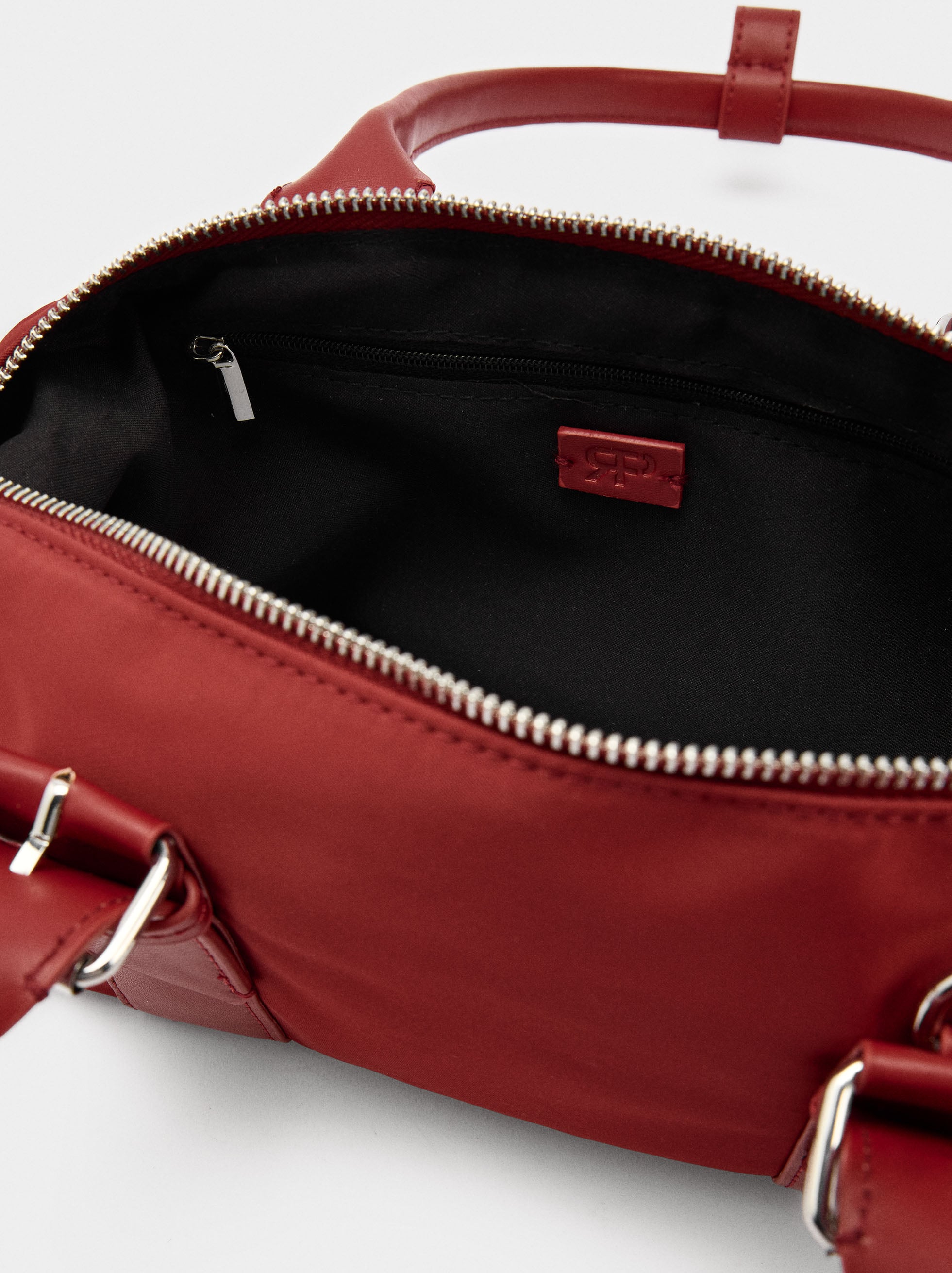 Bolso De Hombro Con Hebillas
