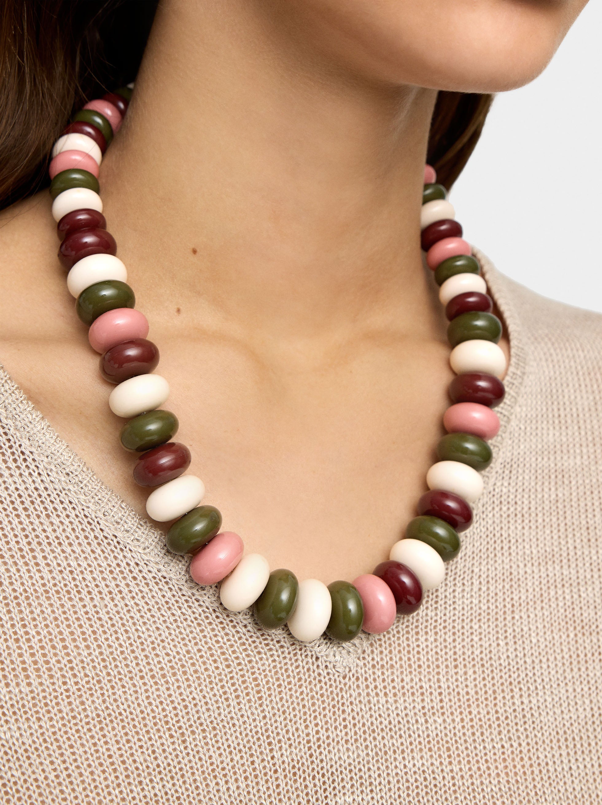 Collar Corto De Cuentas Multicolor