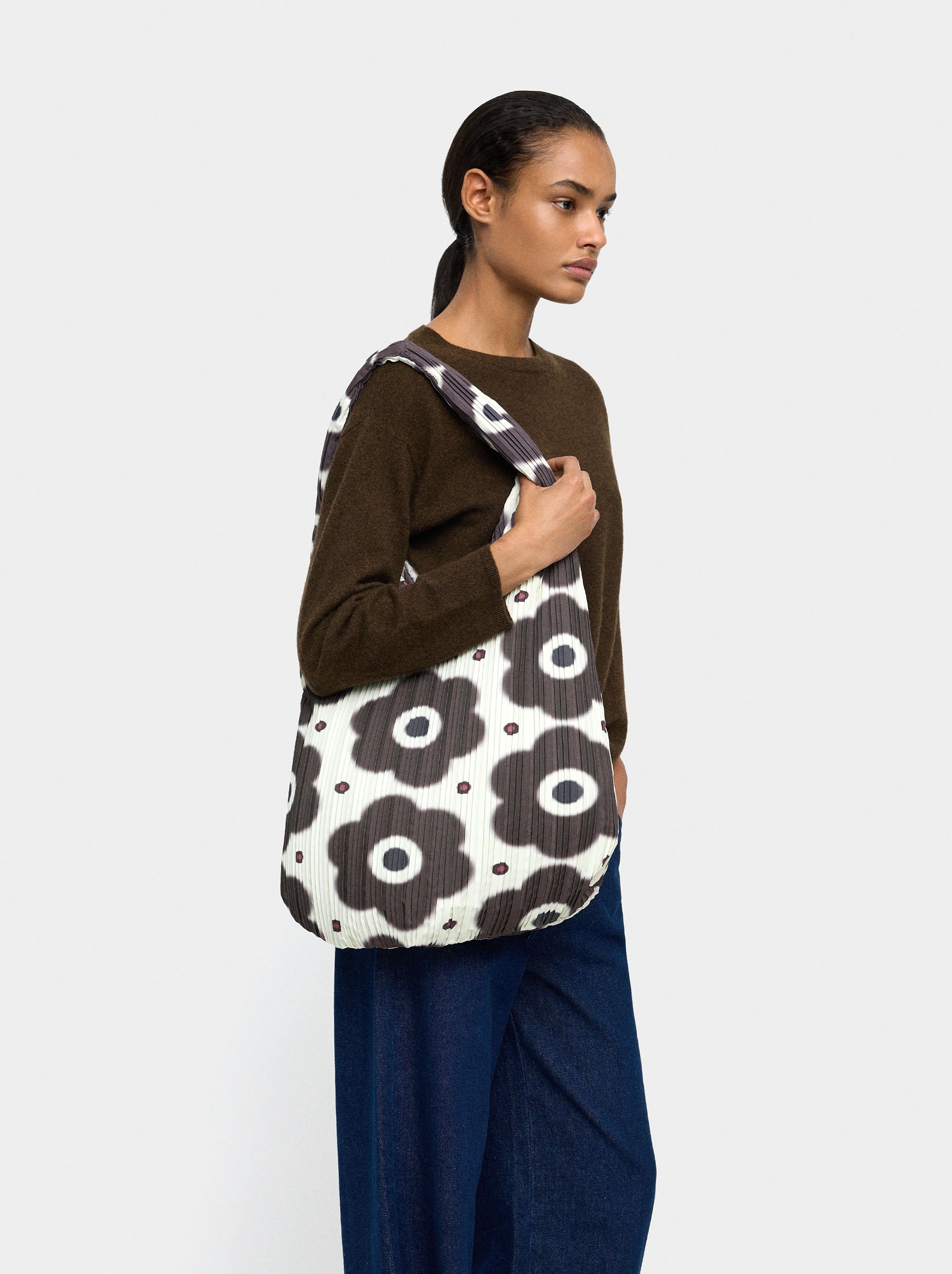 Bolso De Hombro De Nylon Con Estampado Floral
