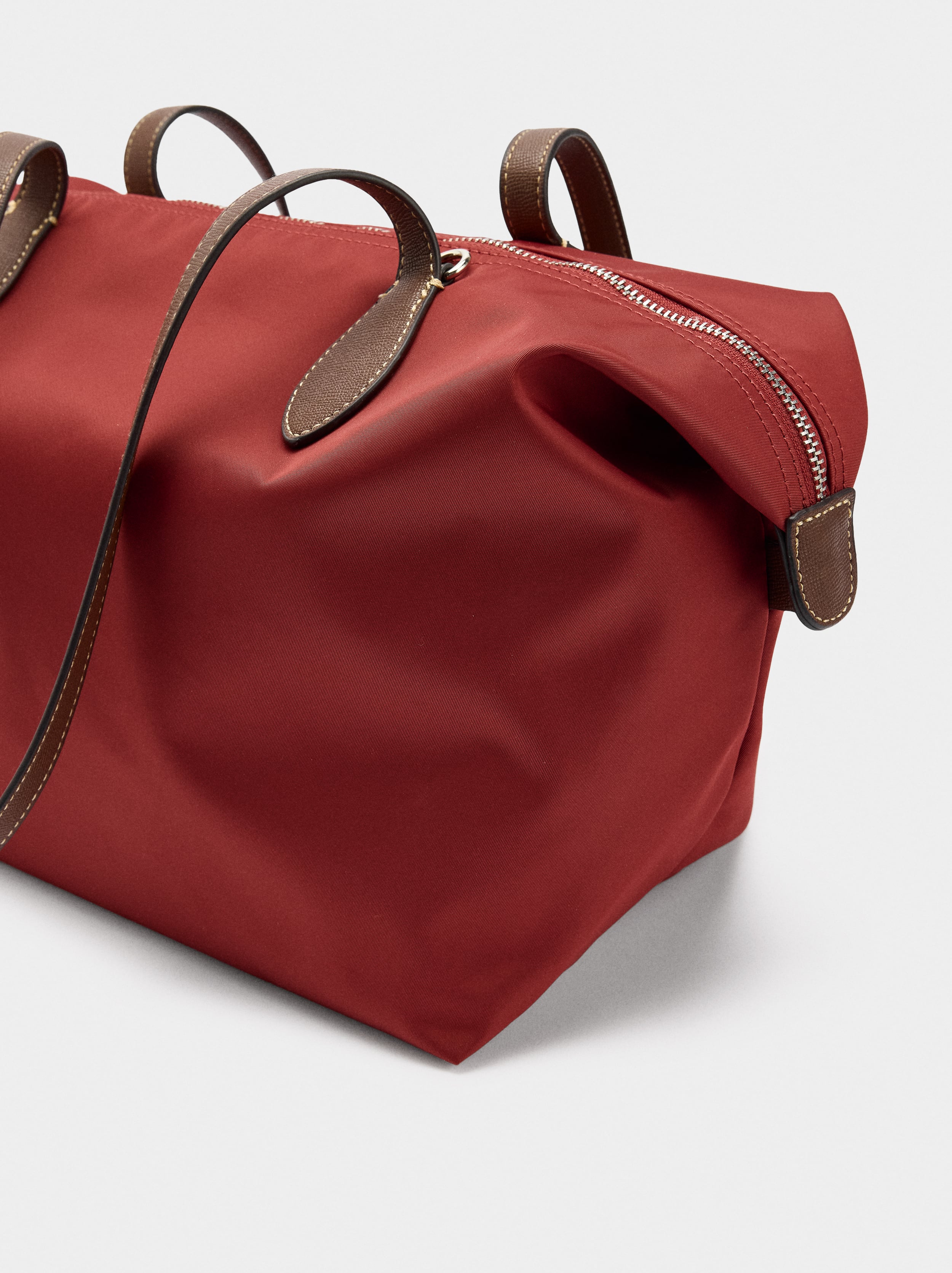 Bolso Shopper Liso De Nylon