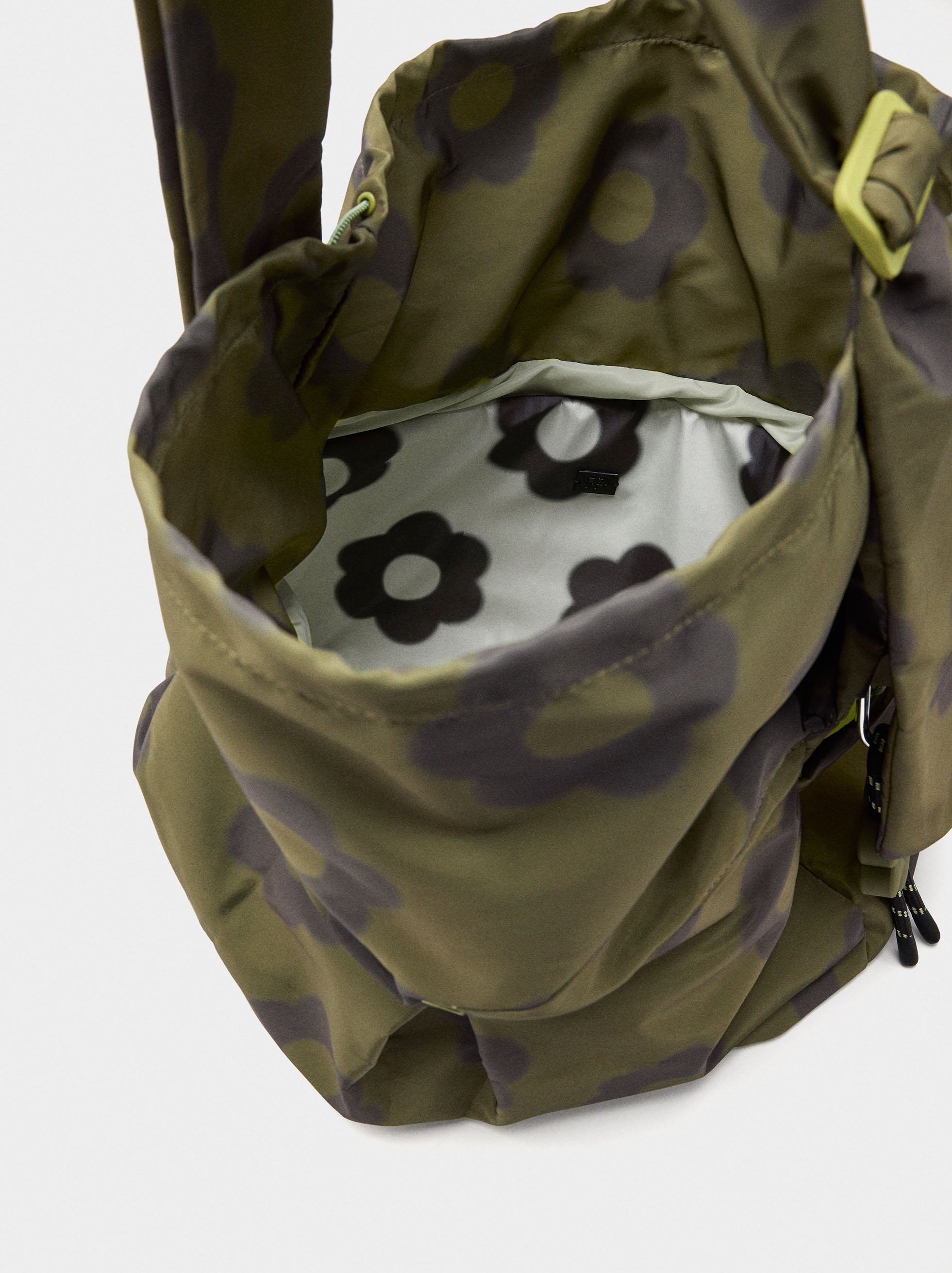 Bolso De Hombro De Nylon Estampado Floral L