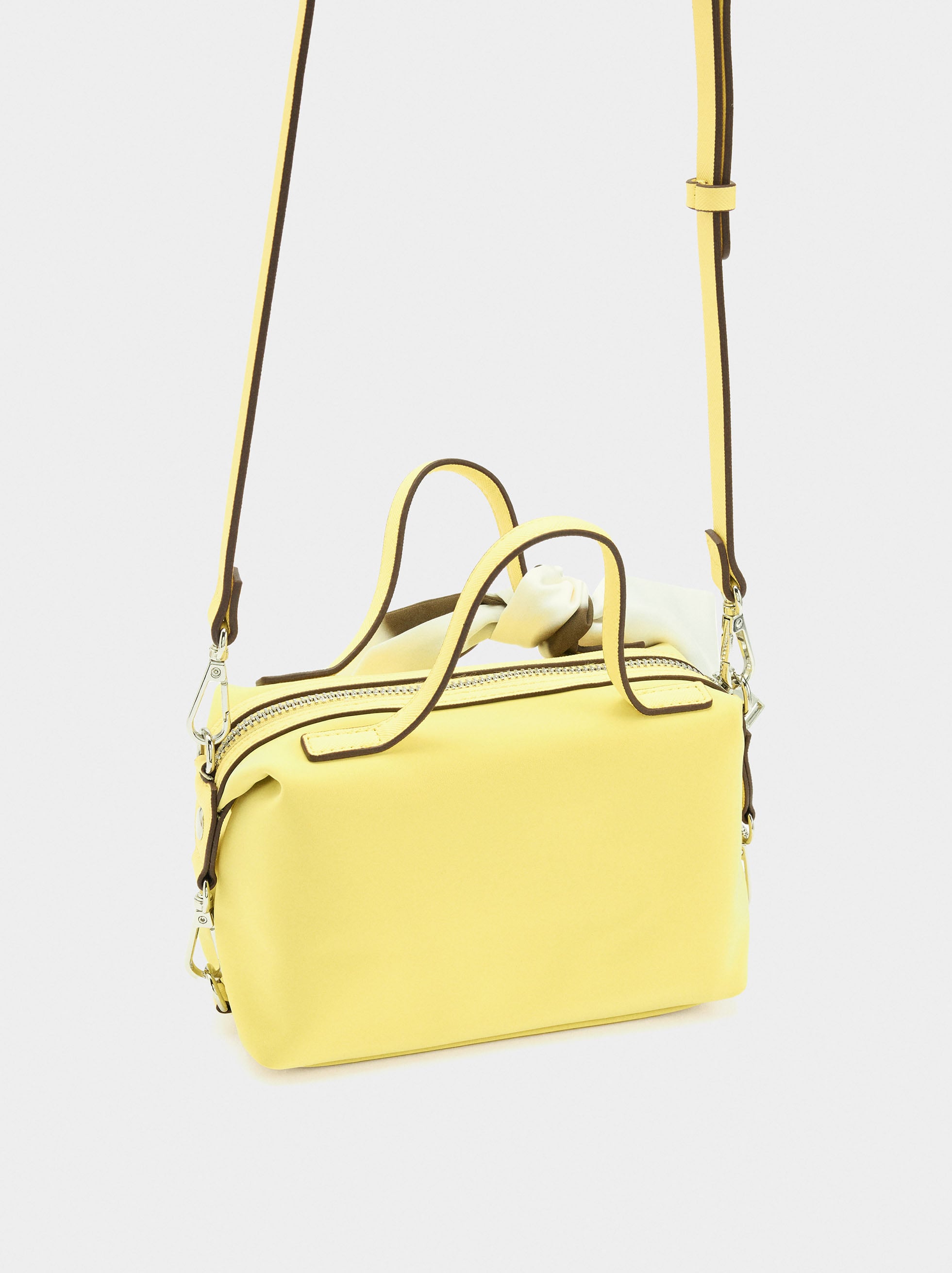 Bolso Bandolera Mini Con Textura Suave