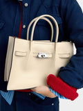 Bolso Tote Con Textura Y Detalle De Cinturón