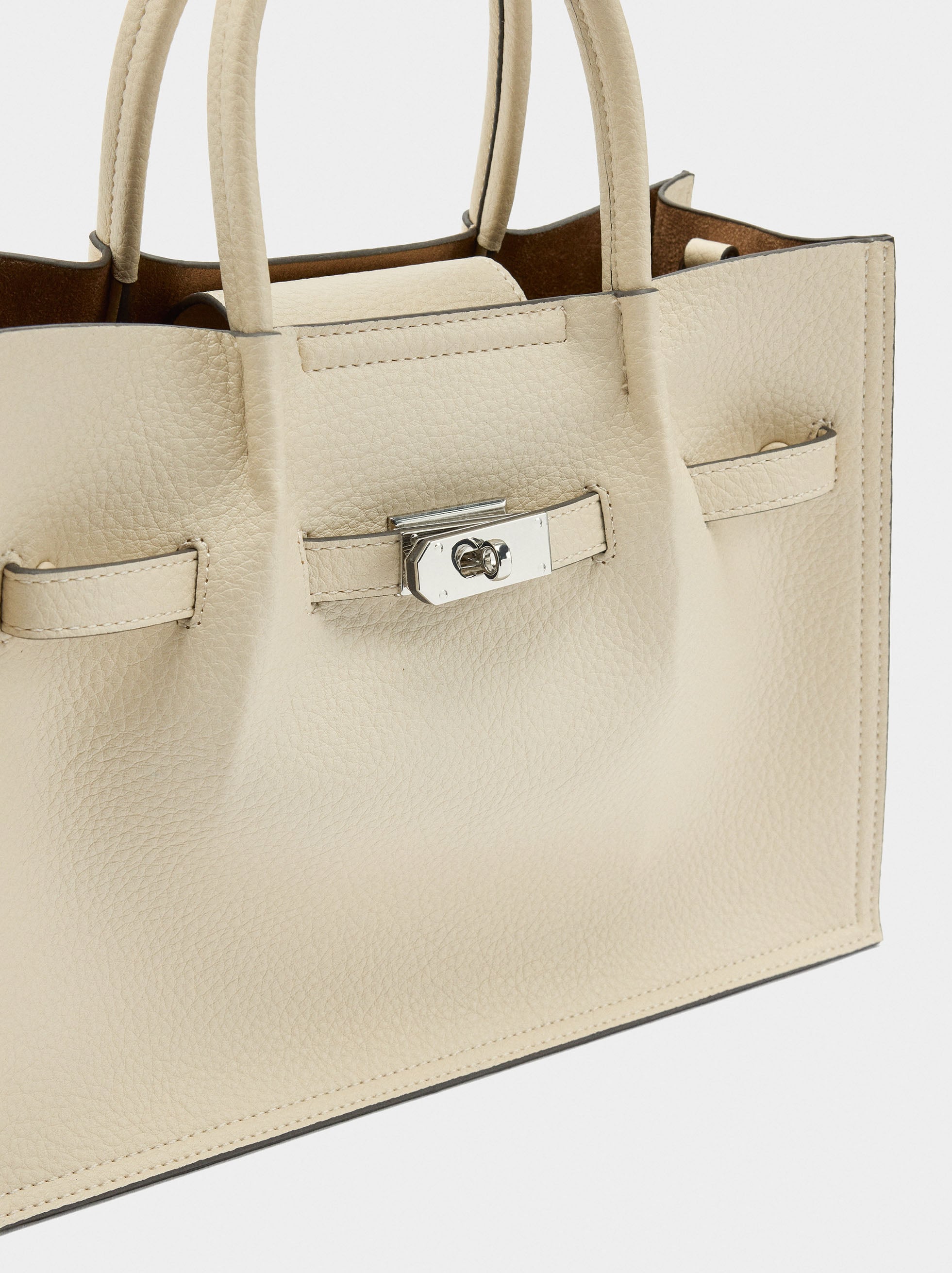 Bolso Tote Con Textura Y Detalle De Cinturón