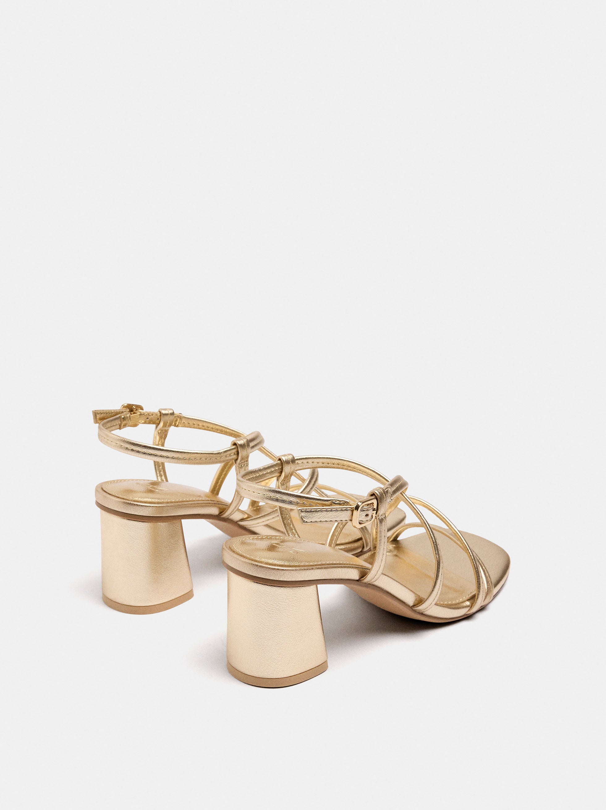 Sandalias De Tacón Ancho Tiras Cruzadas
