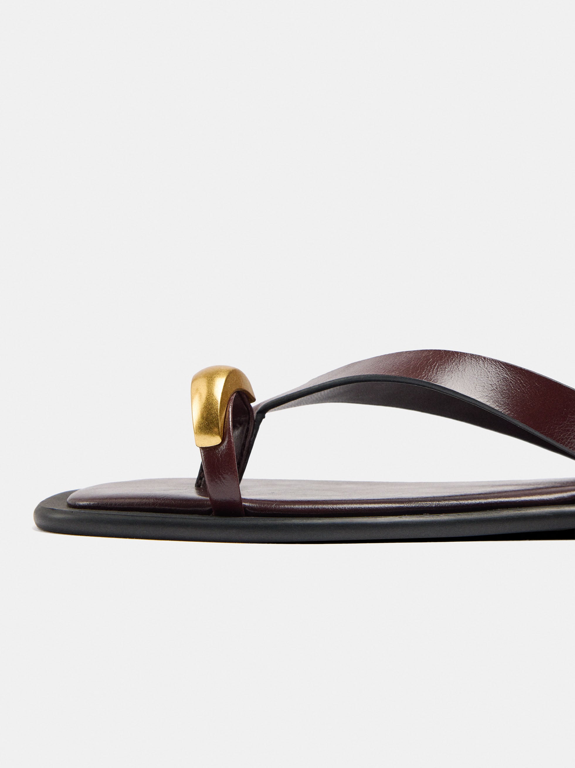 Sandalias De Piel Thong Tira Al Tobillo