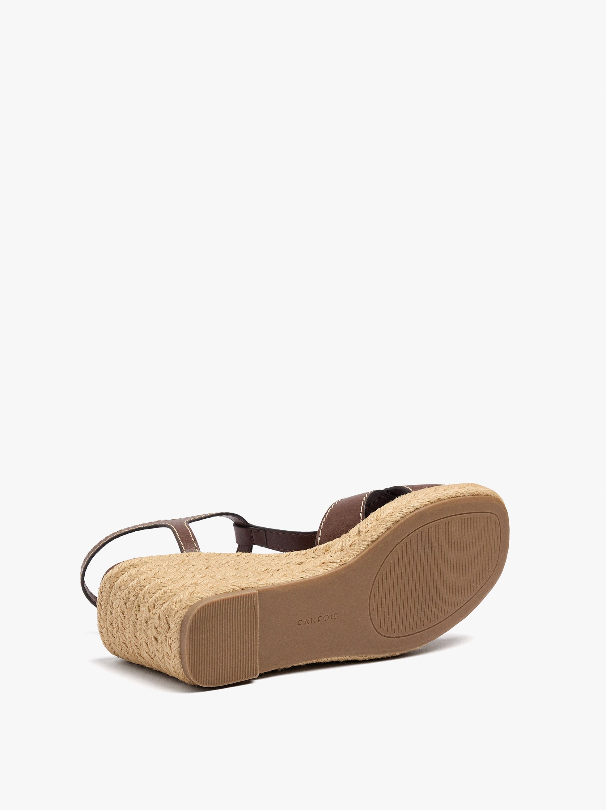 Sandalias De Cuña Con T-Bar