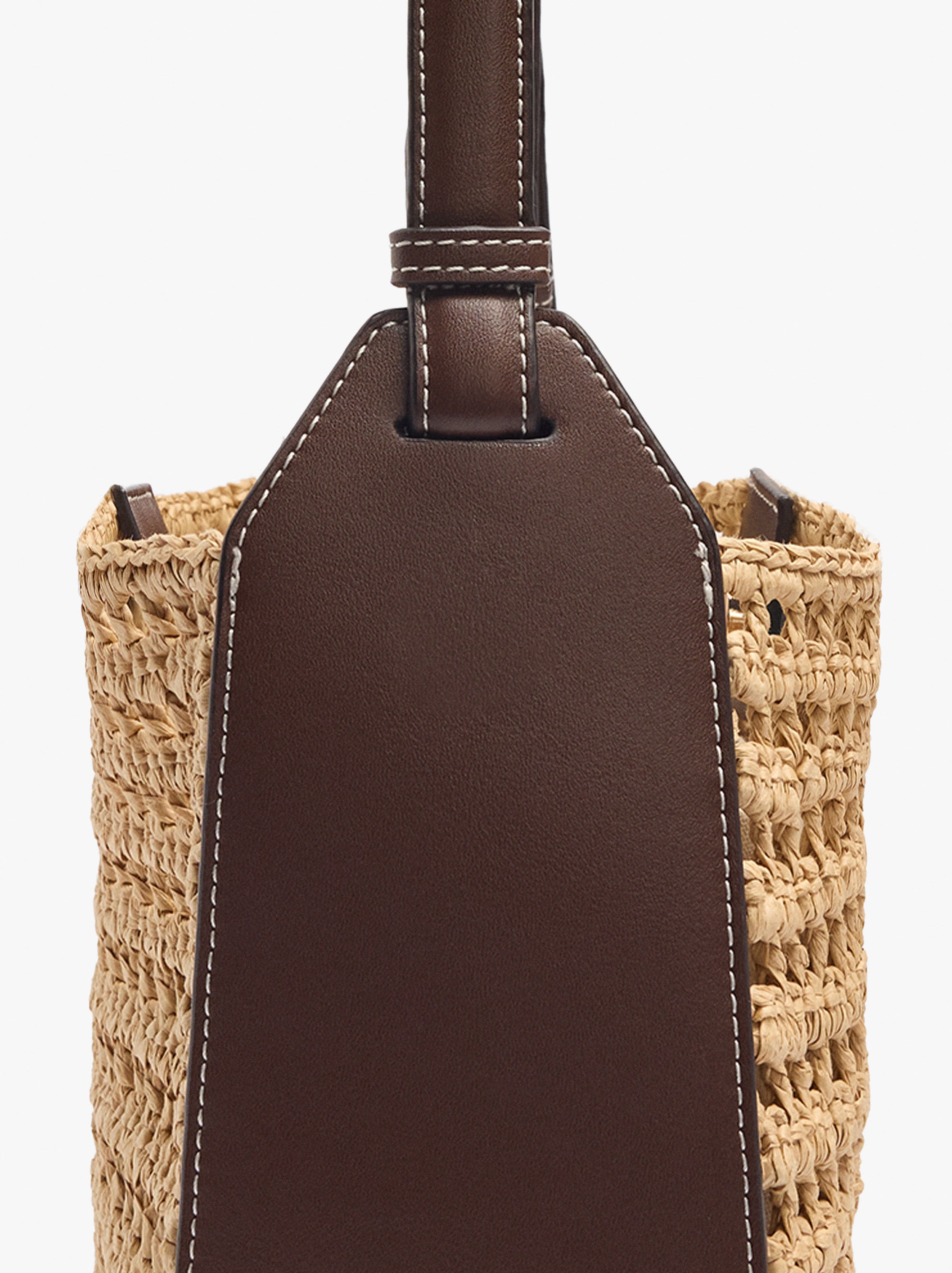 Bolso De Hombro Con Efecto Rafia Y Bolsa Extraíble