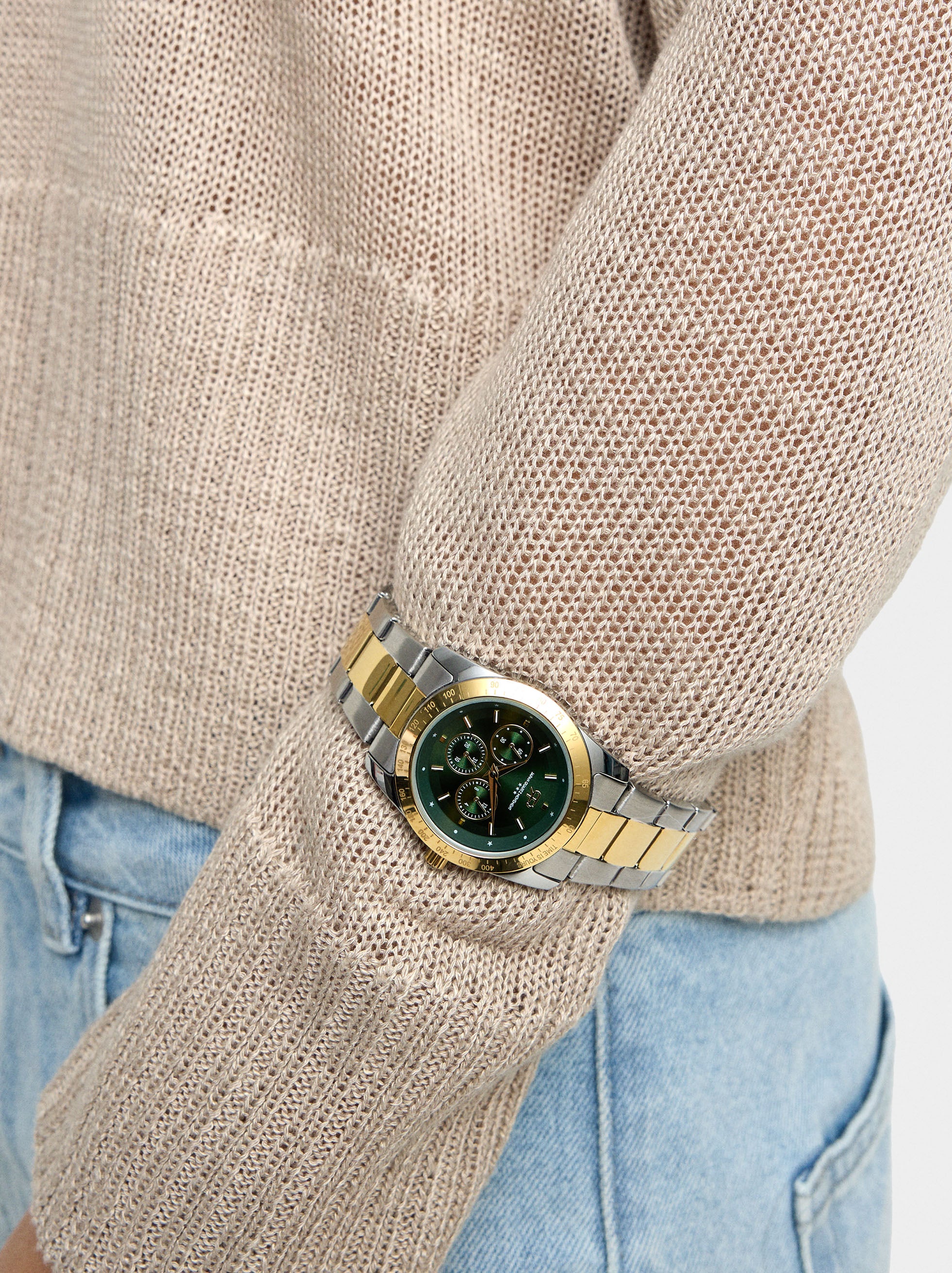 Reloj Redondo Con Pulsera De Acero Inoxidable