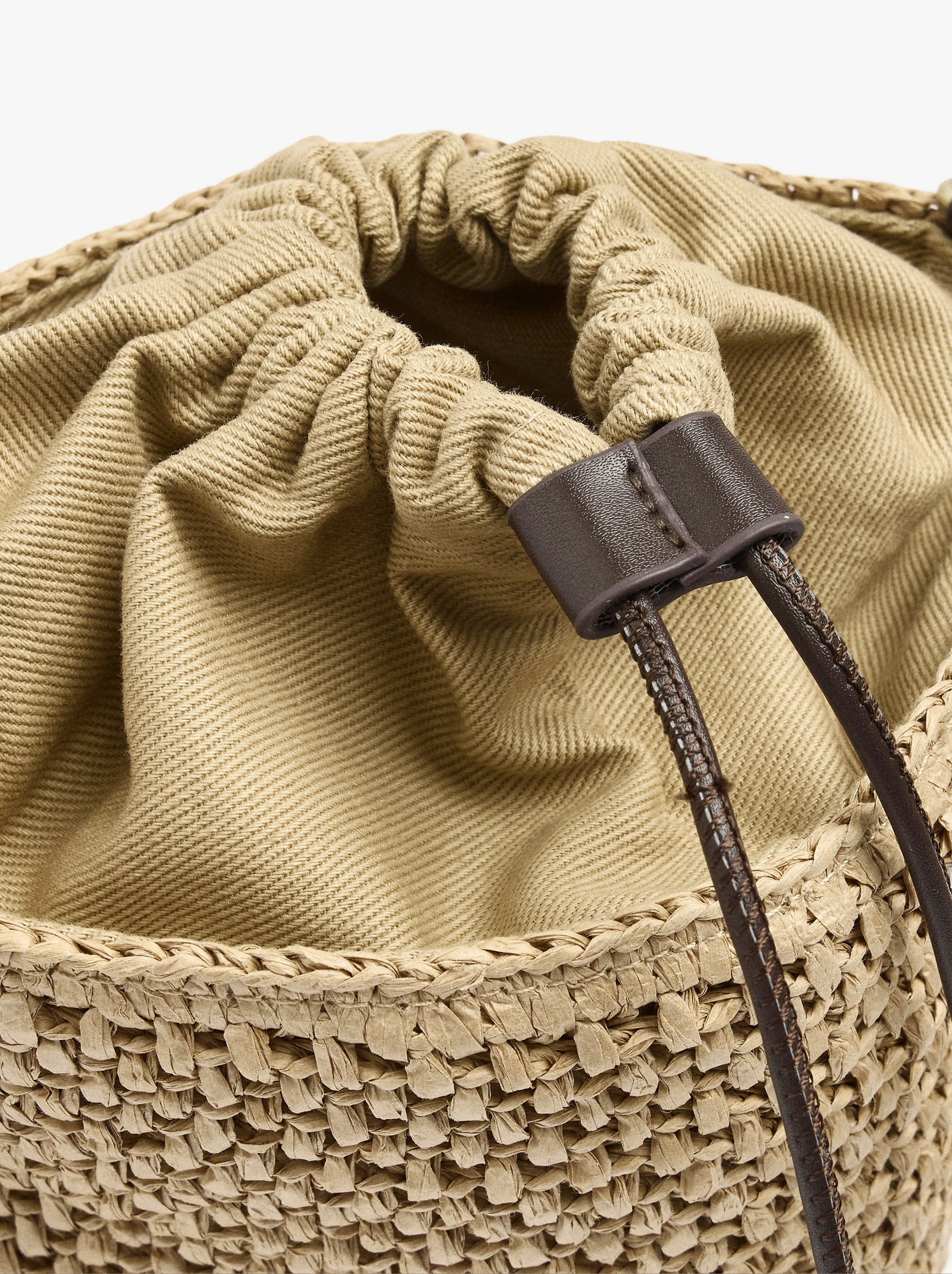 Bolso Bandolera Efecto Rafia Con Asa Versátil
