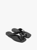 Sandalias Thong De Piel Con Detalle Metálico