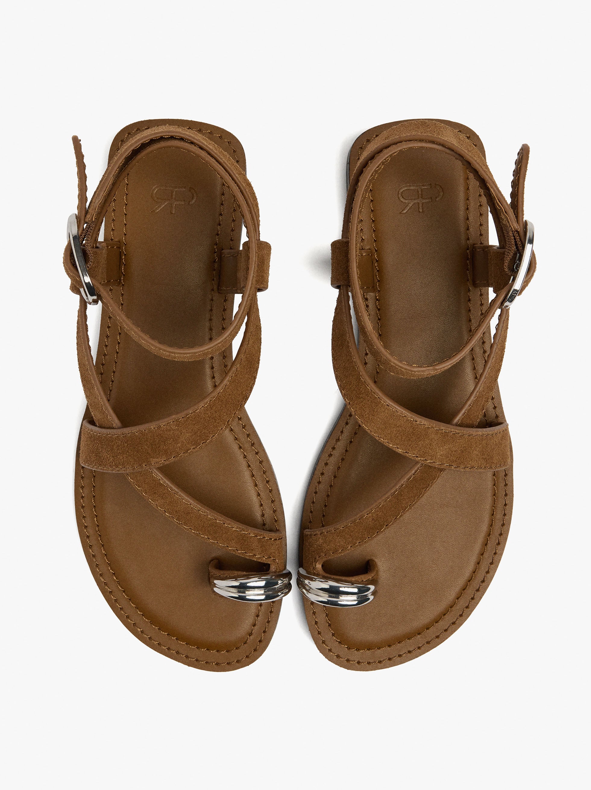 Sandalias De Piel Cruzadas Detalle Metálico