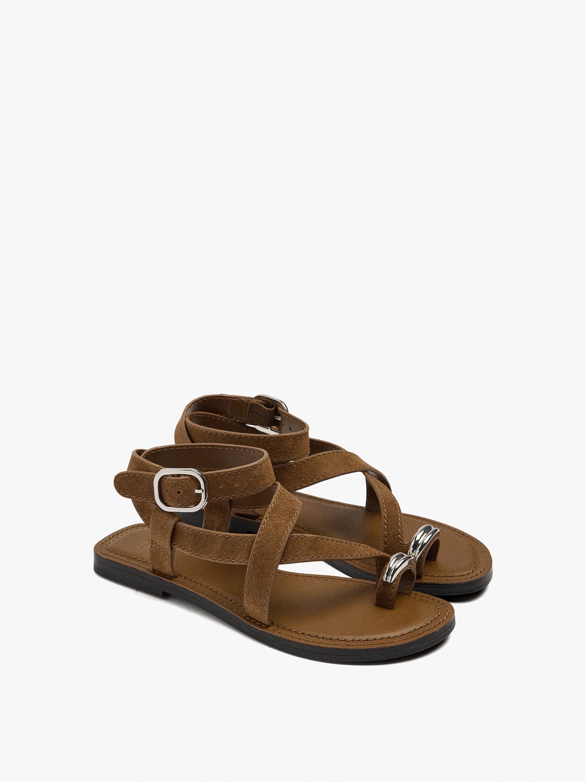 Sandalias De Piel Cruzadas Detalle Metálico