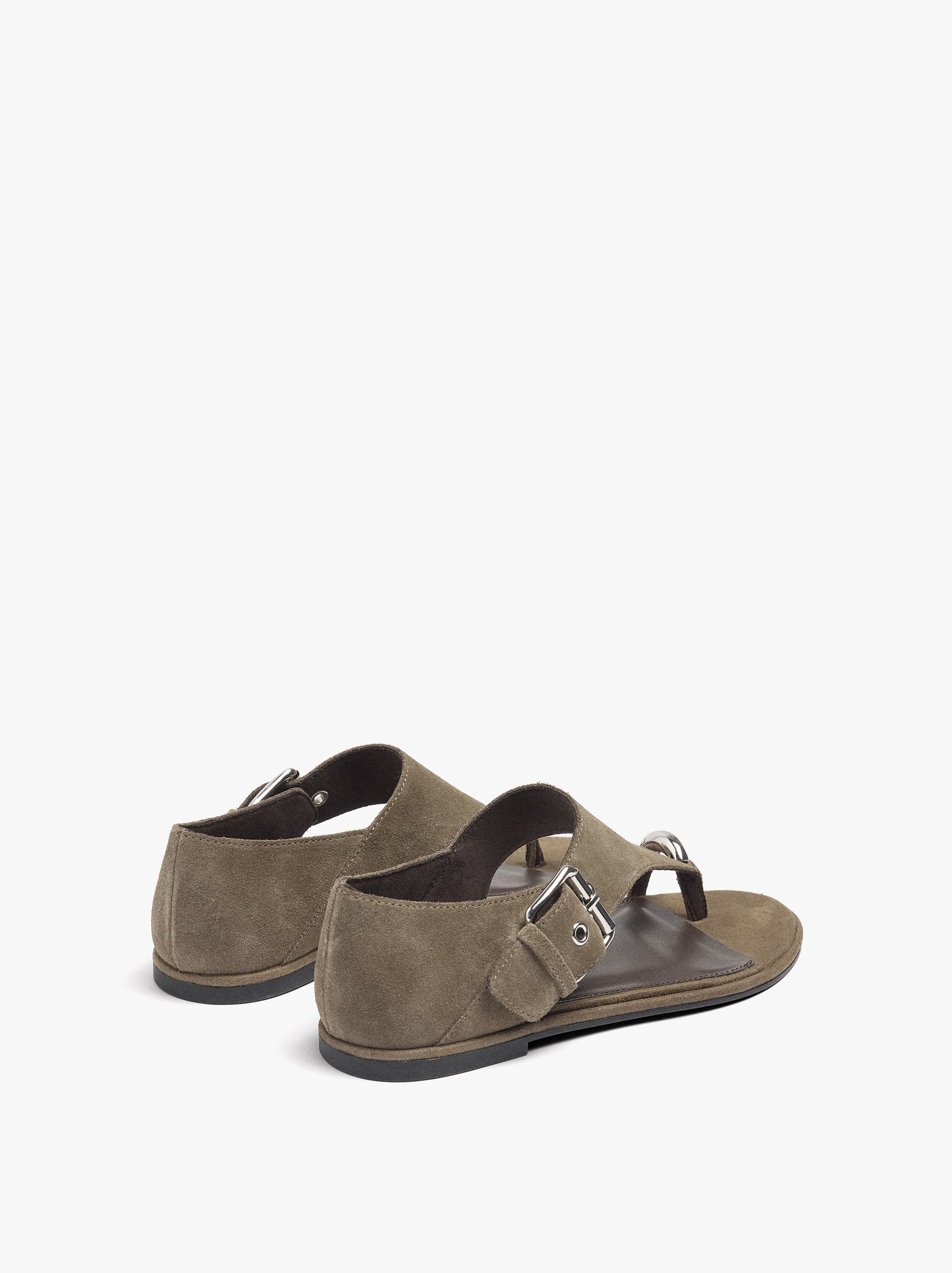 Sandalias Planas De Piel Con Detalle Metálico Y Hebilla