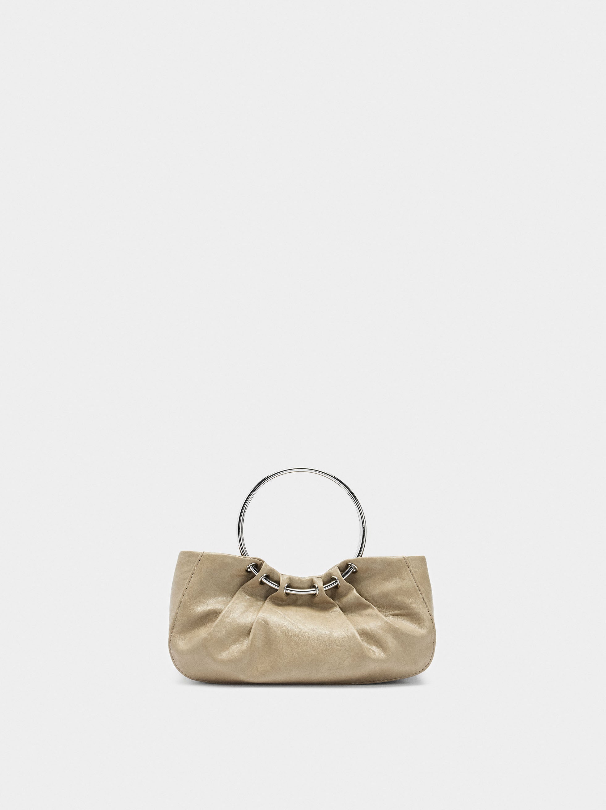 Bolso De Mano Con Aro Metálico