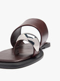 Sandalias De Piel Detalle Metálico