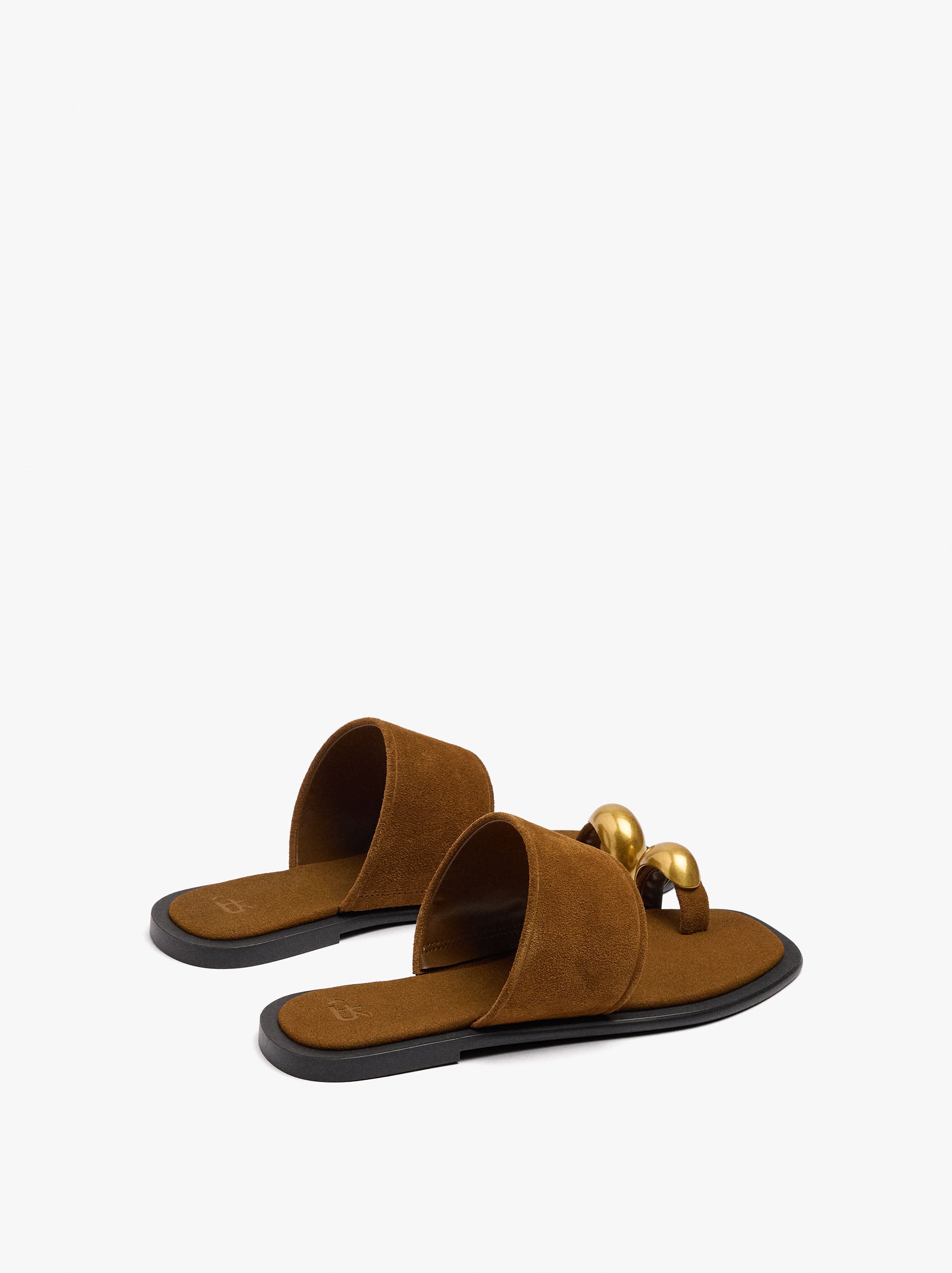 Sandalias De Piel Detalle Metálico