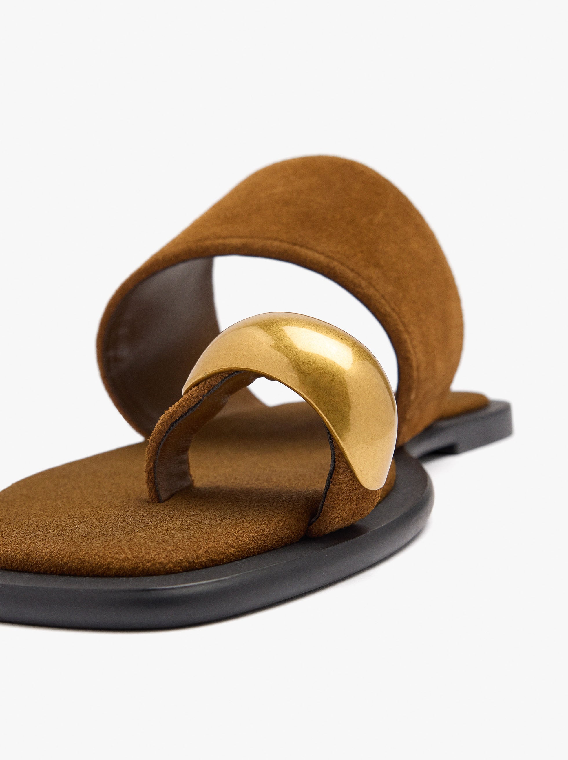 Sandalias De Piel Detalle Metálico