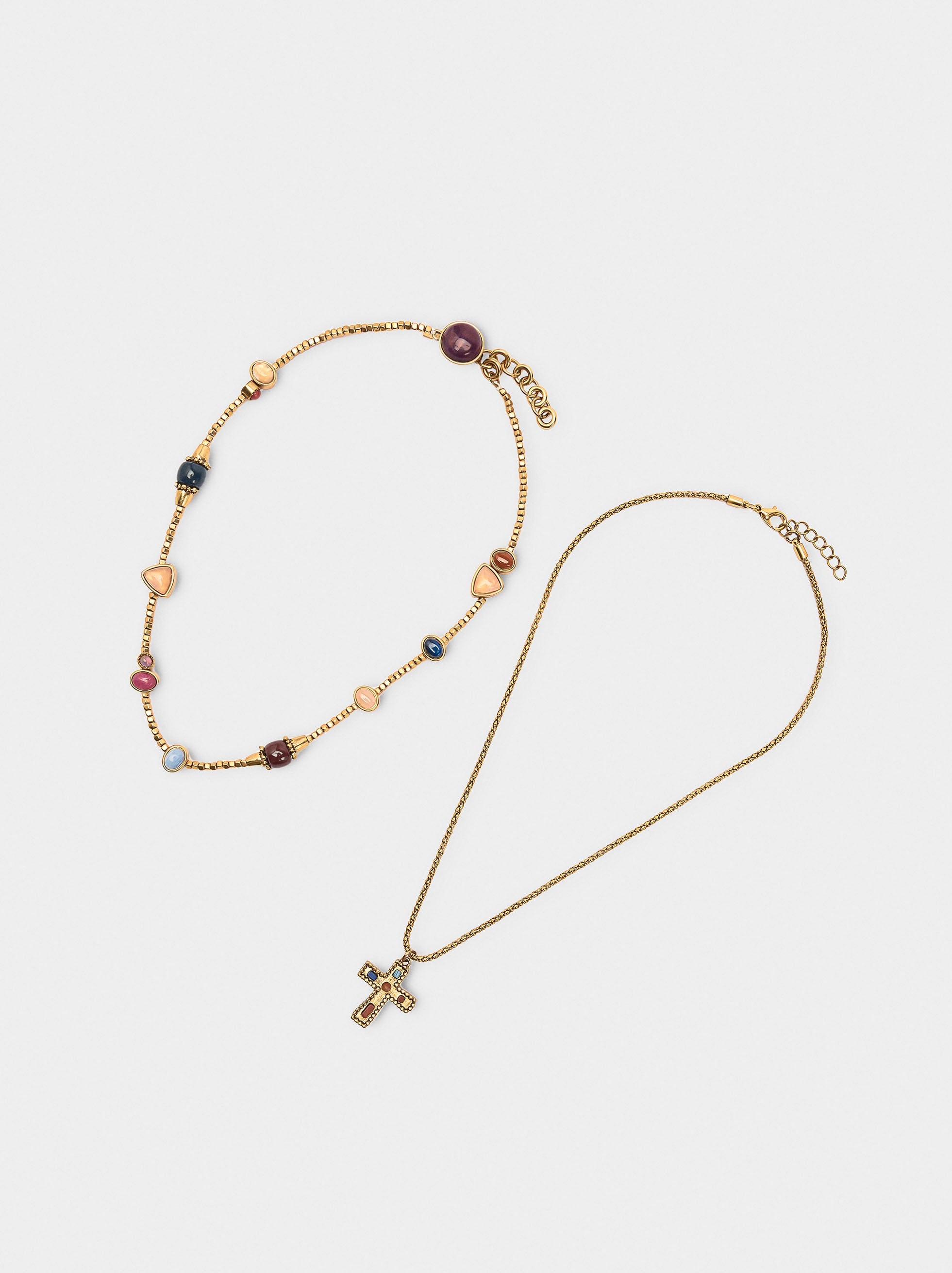 Set De Collares Con Piedras Y Cruz