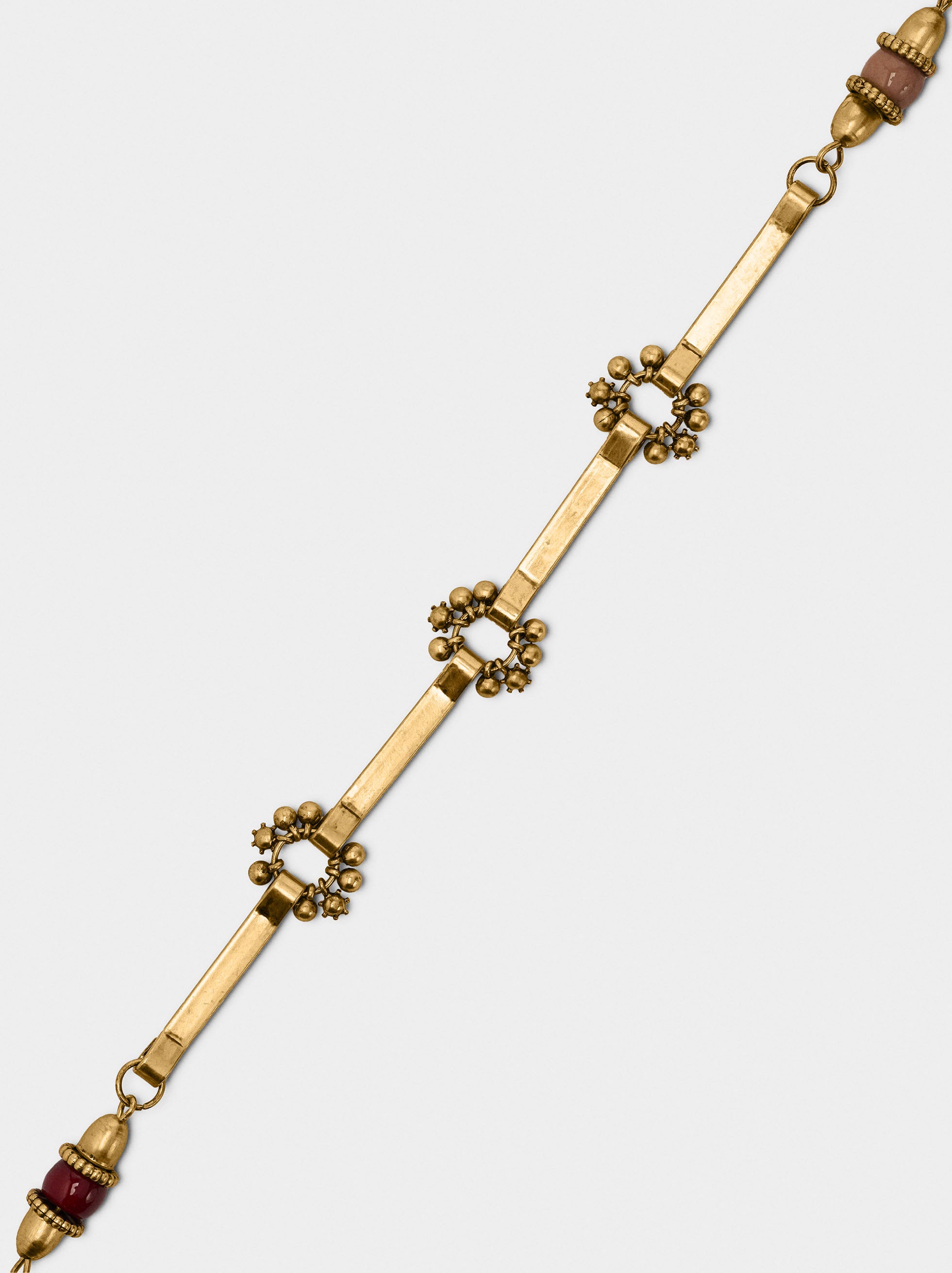 Collar Corto Segmentado