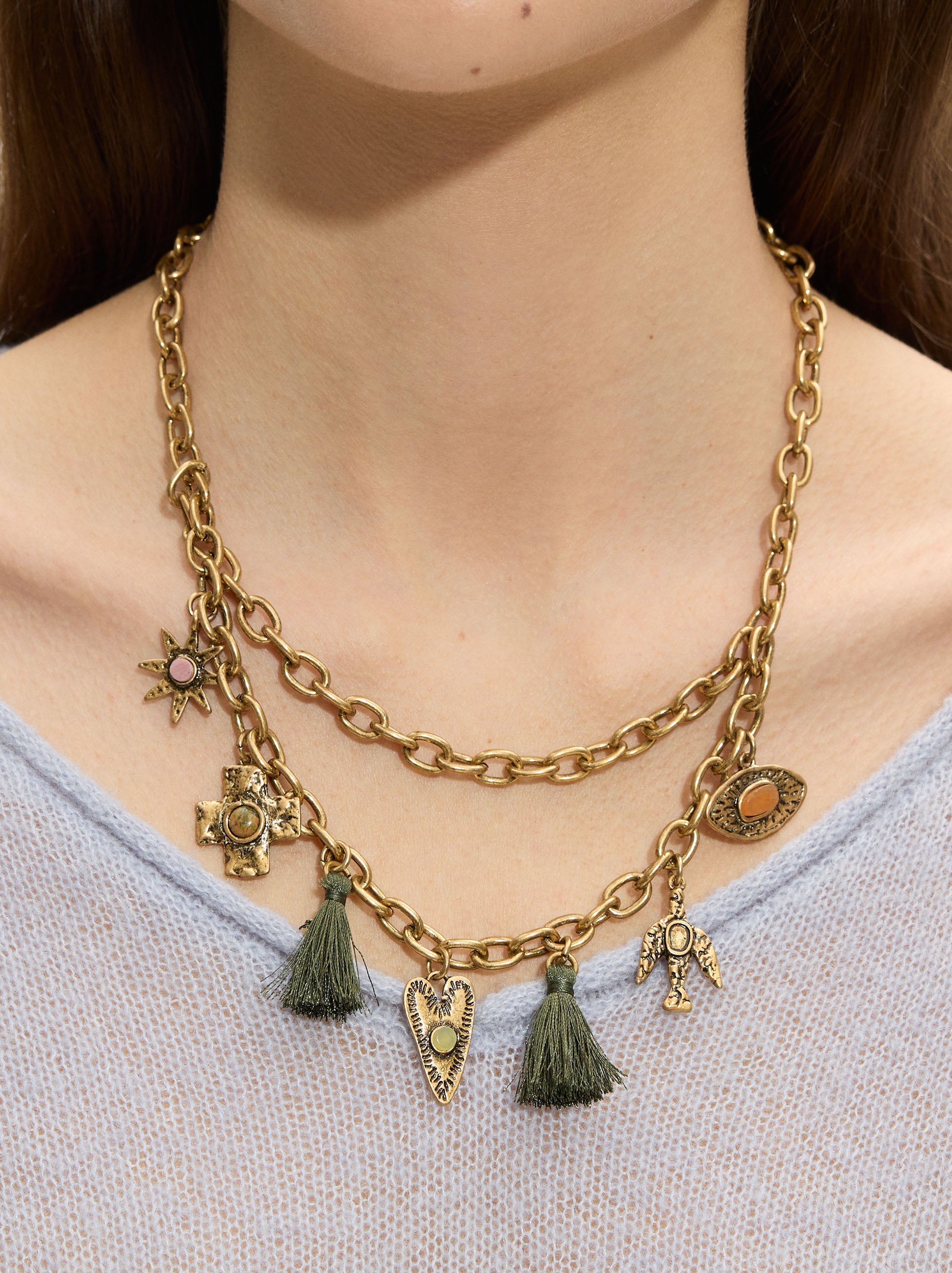 Collar De Eslabones Y Colgantes Con Piedras