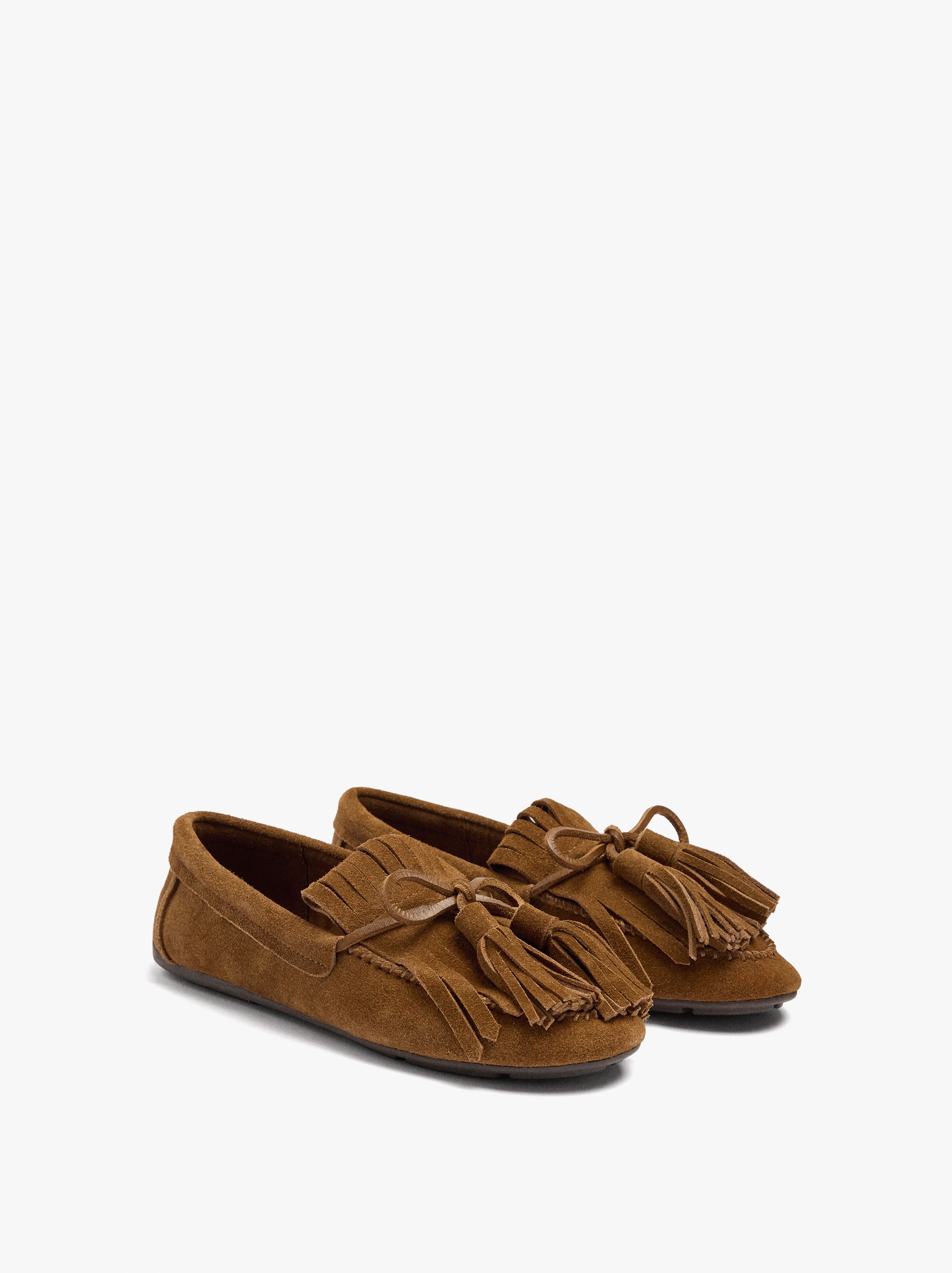 Mocasines De Piel Con Lazo Y Borlas