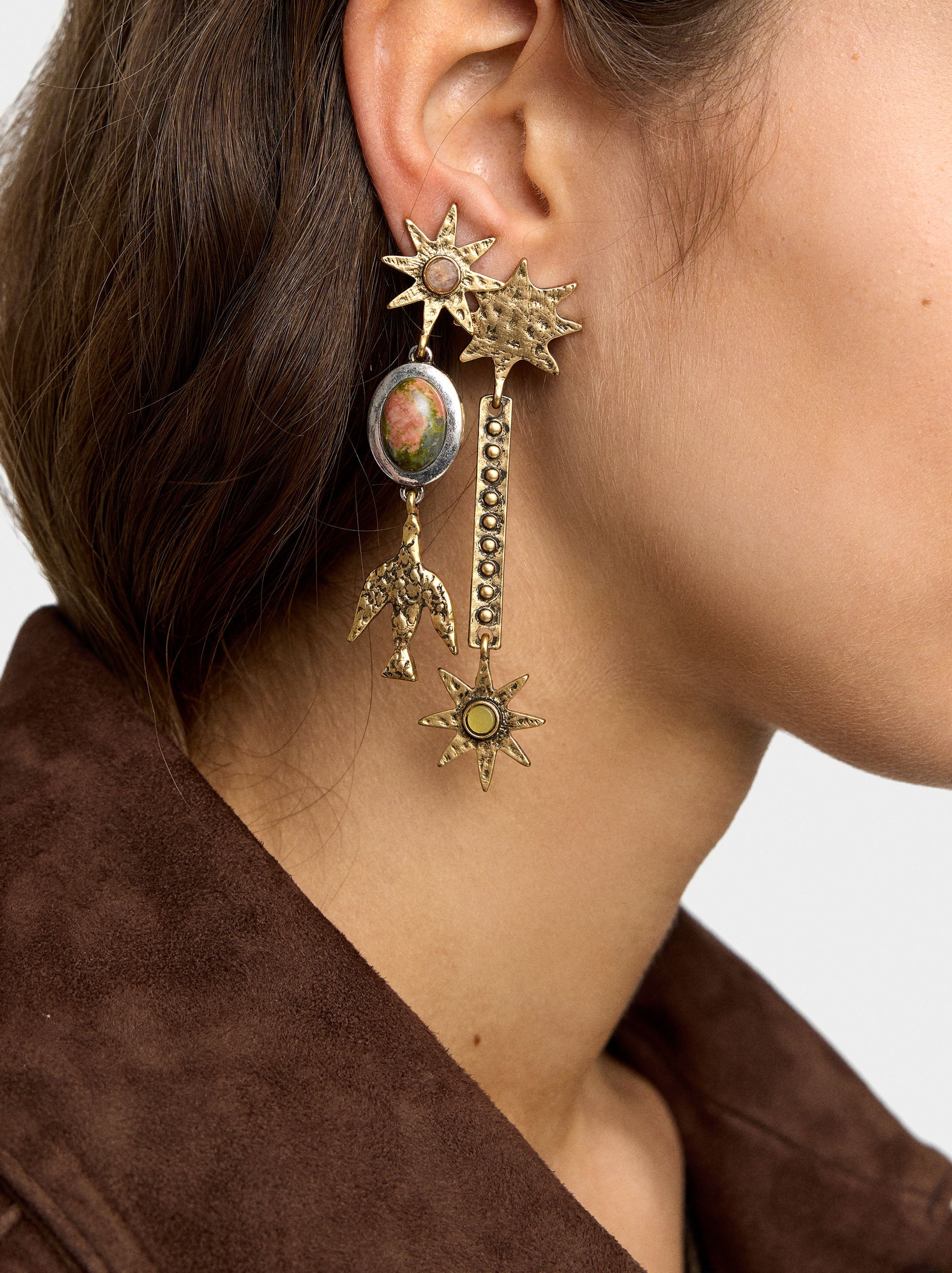 Pendientes Asimétricos Con Estrellas Y Barras