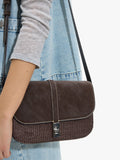 Bolso Bandolera Con Solapa Efecto Rafia