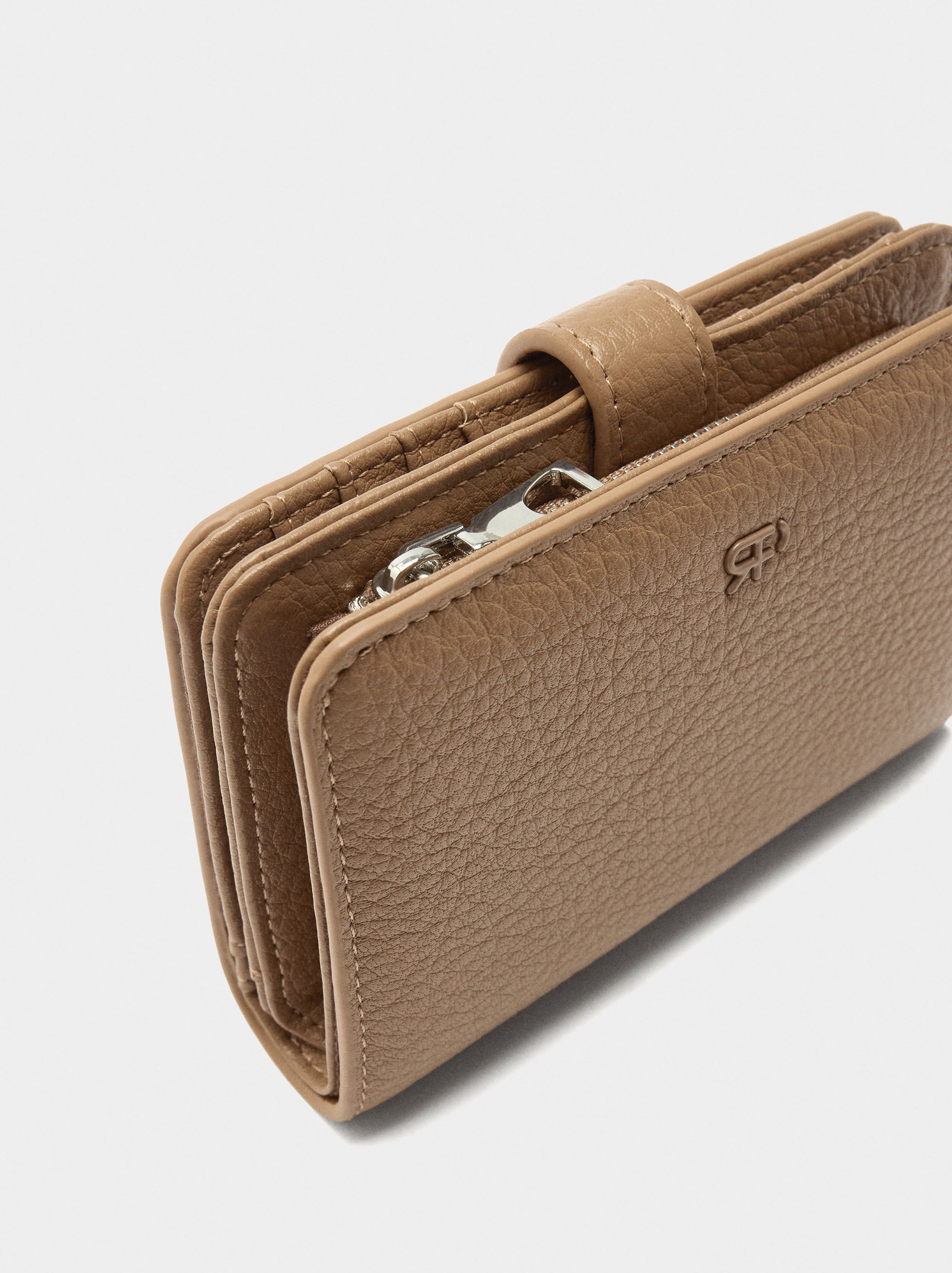 Cartera Con Textura