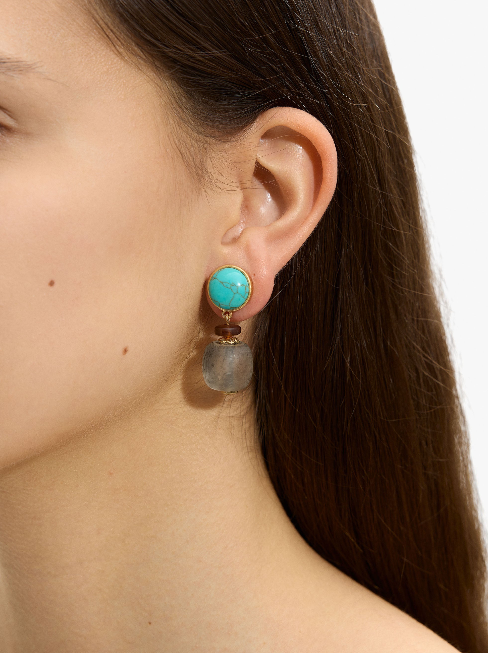 Pendientes Con Piedra Y Cuenta De Vidrio