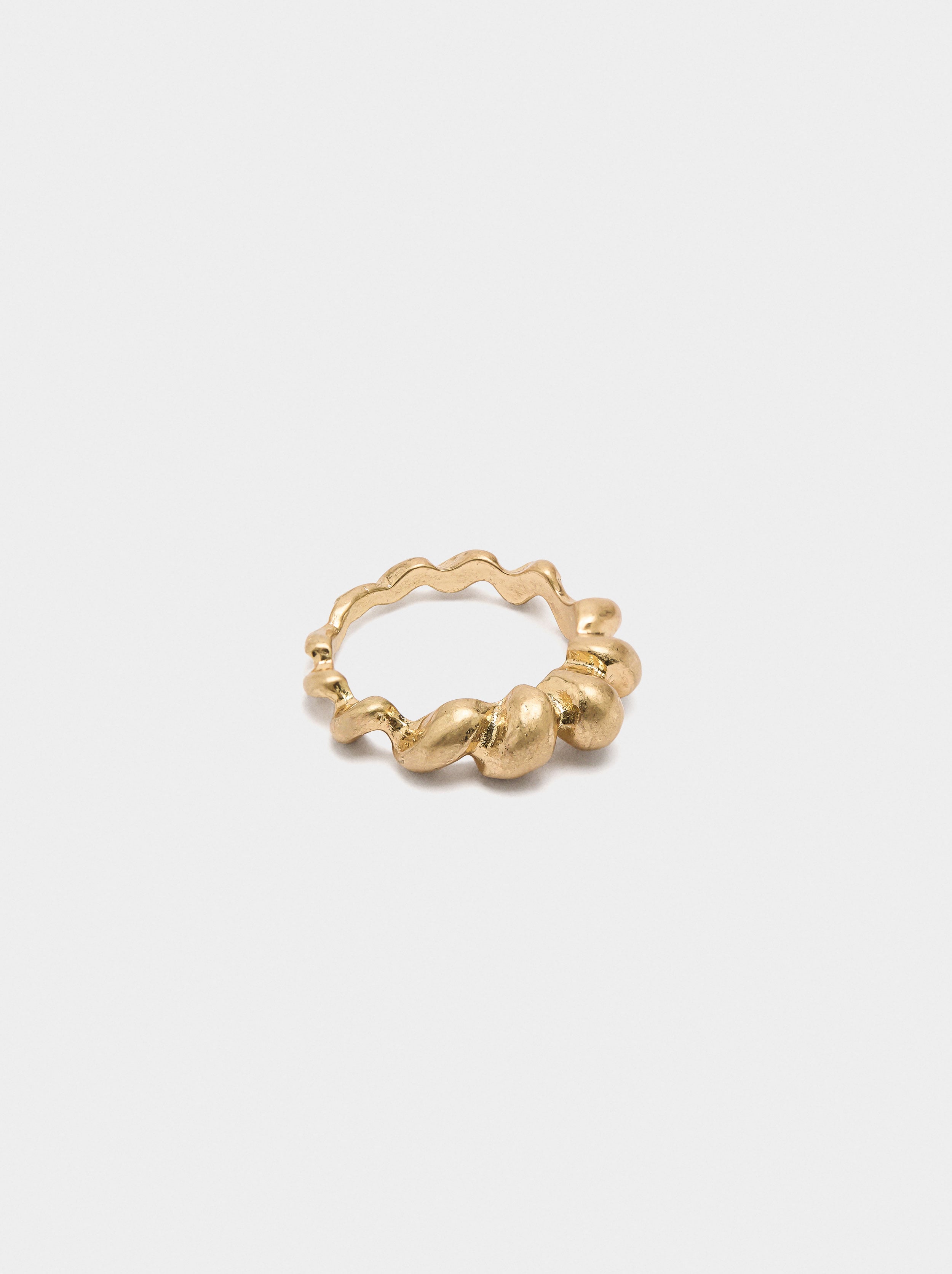 Anillo Con Relieves Redondeados