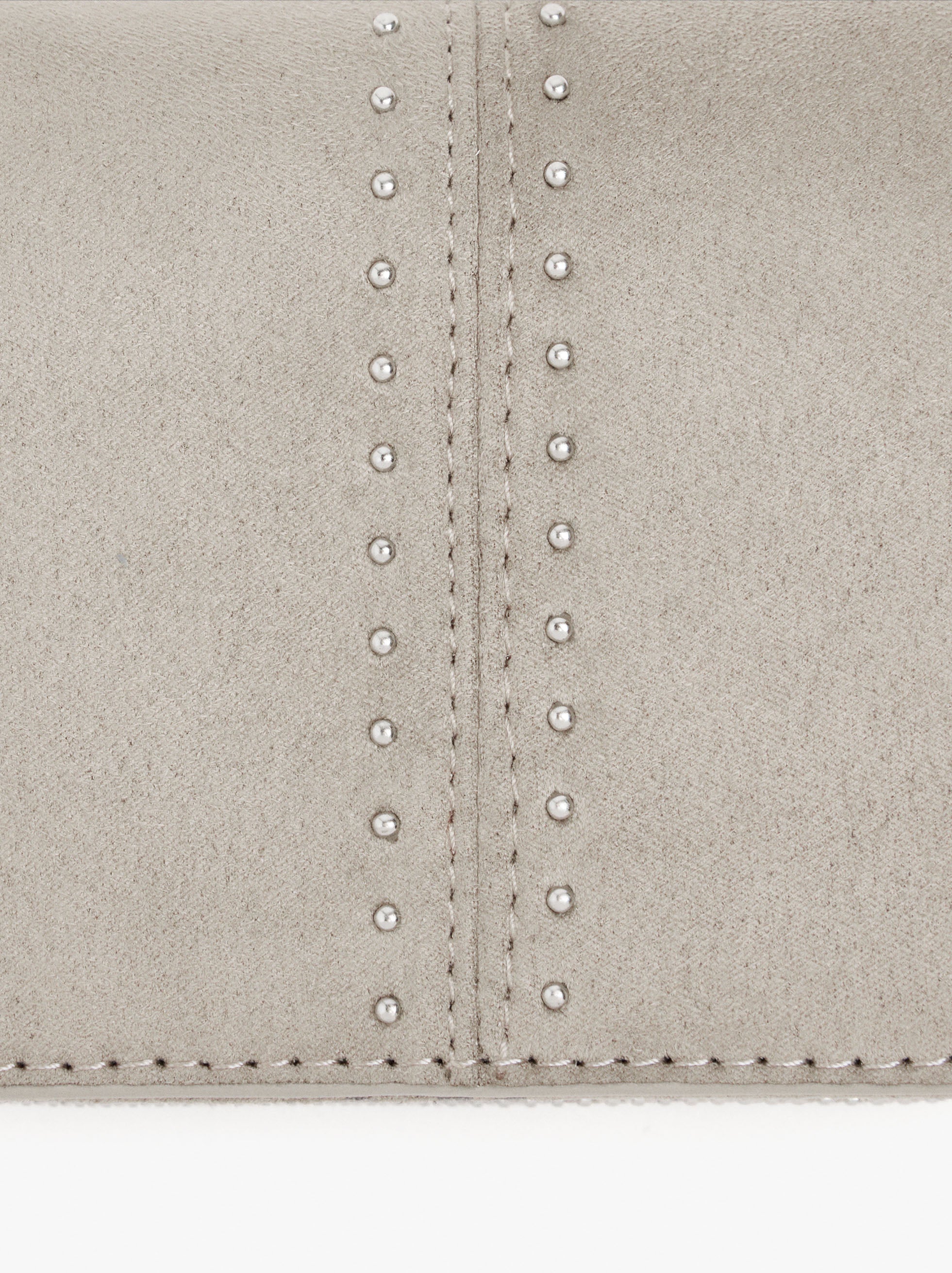 Cartera Efecto Piel Con Tachuelas