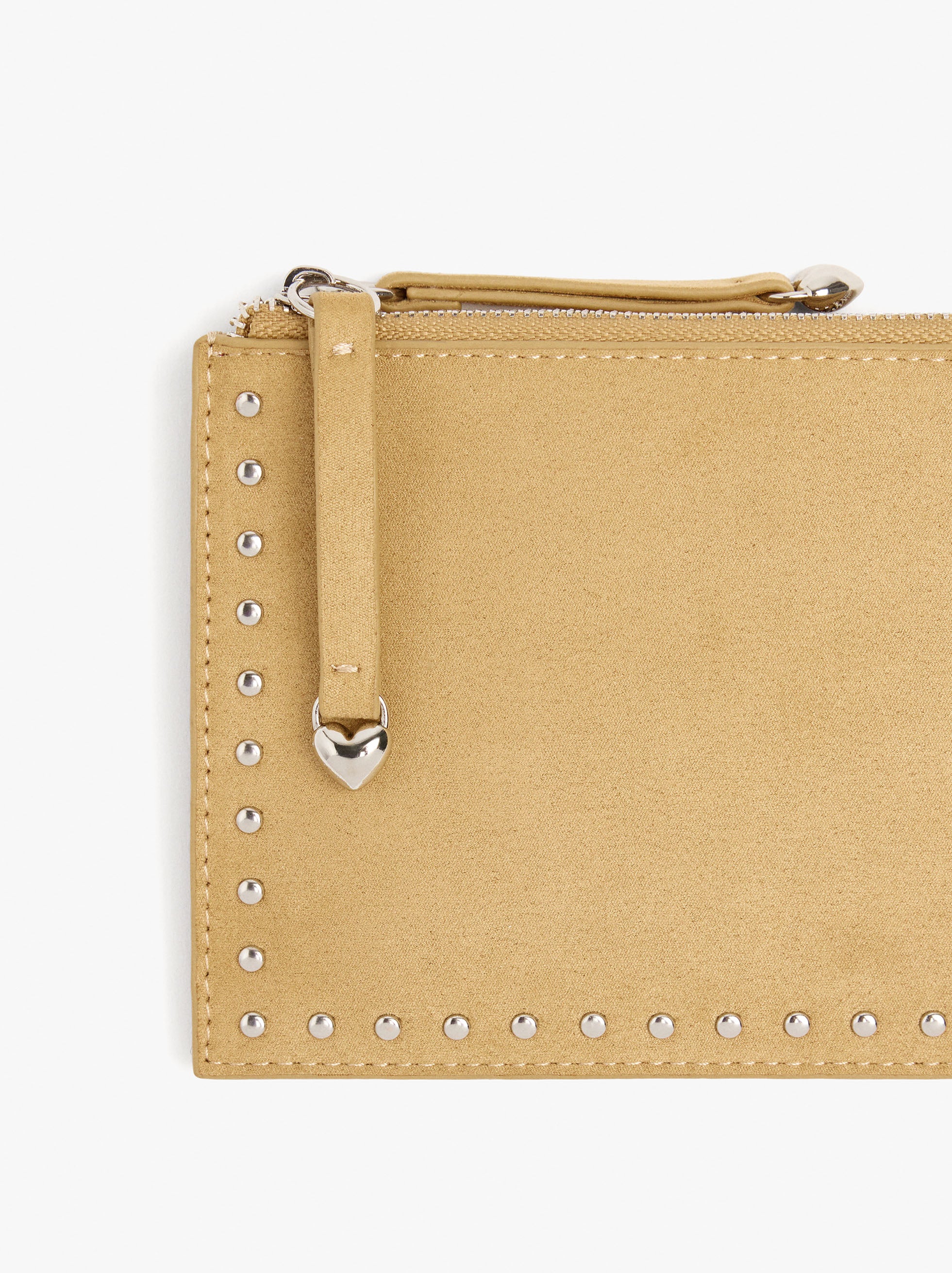 Bolso Multiusos Con Tachuelas Con Detalle Corazón
