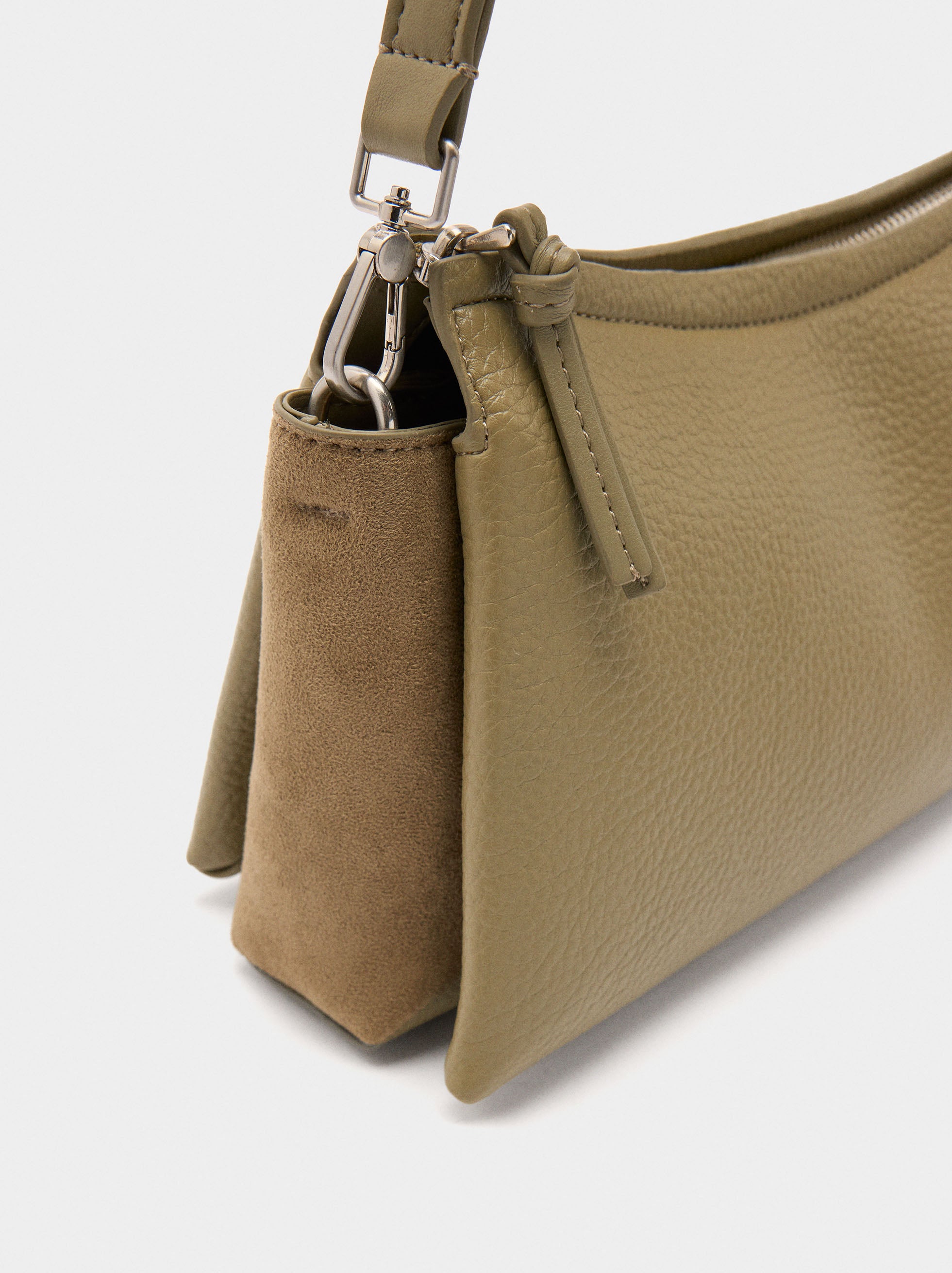 Bolso Bandolera Con Textura Efecto Piel