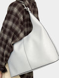 Bolso Liso Estilo Hobo
