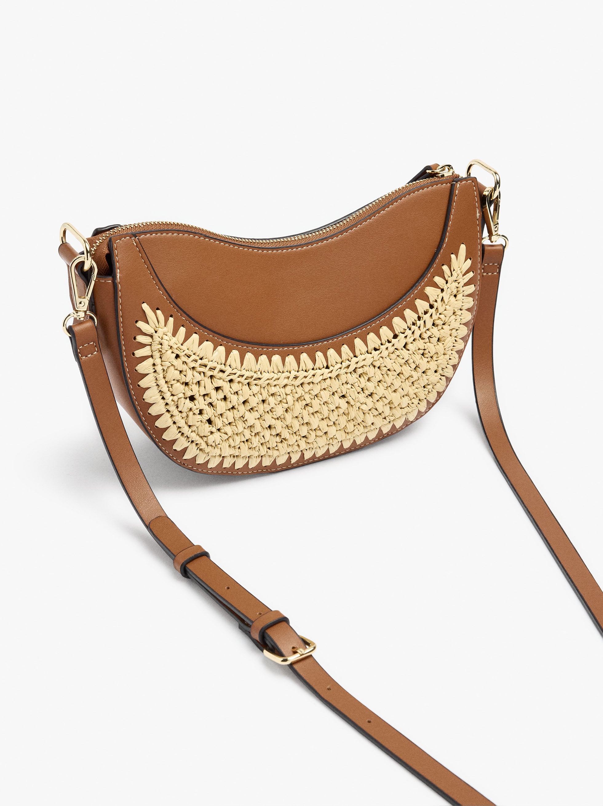 Bolso De Mano Con Detalle Efecto Rafia
