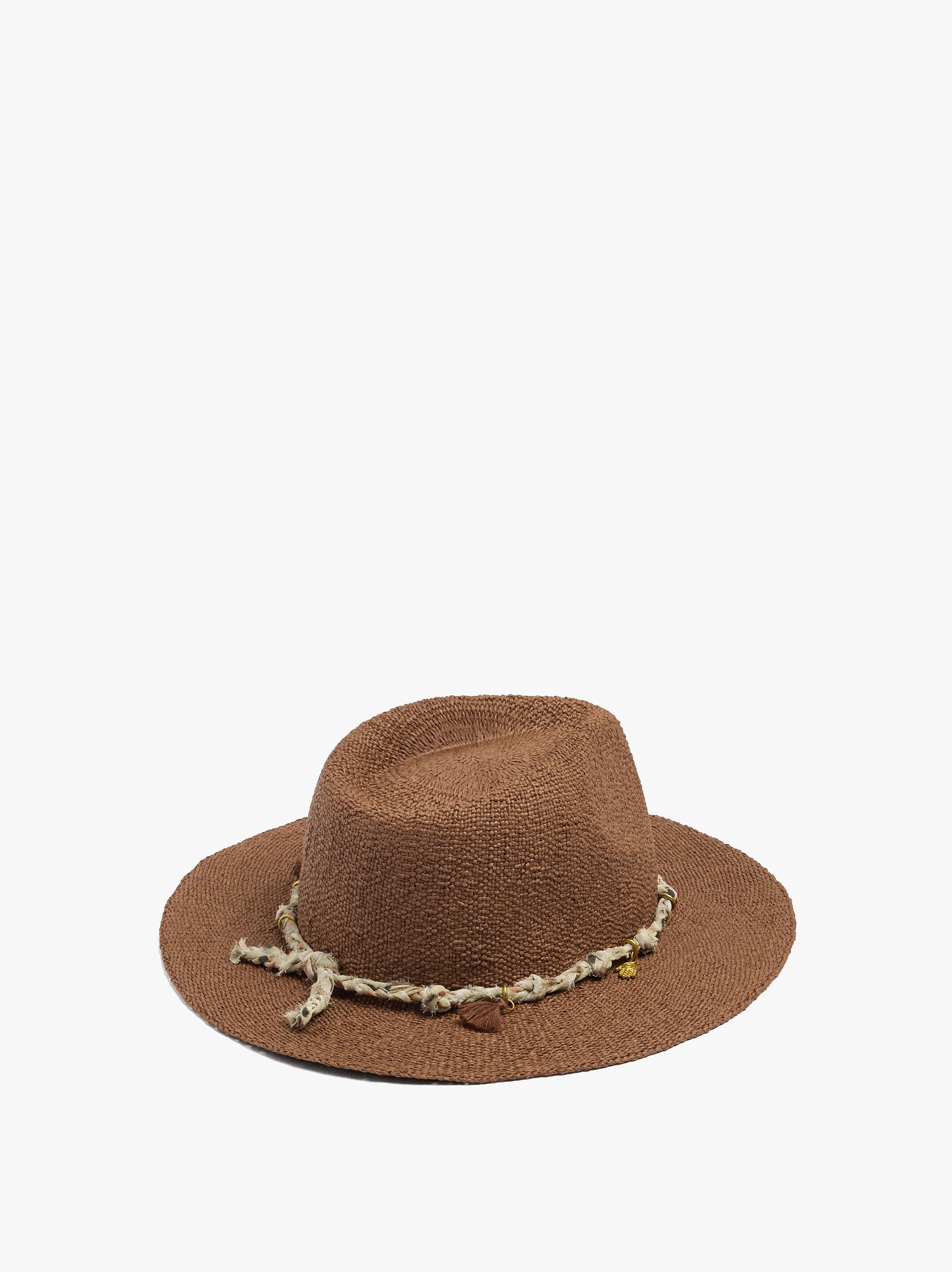 Sombrero Efecto Rafia Con Cordón Y Charms