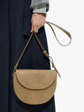 Bolso Bandolera Ovalado Con Solapa