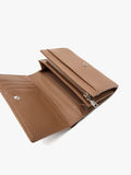 Cartera Con Textura Y Solapa