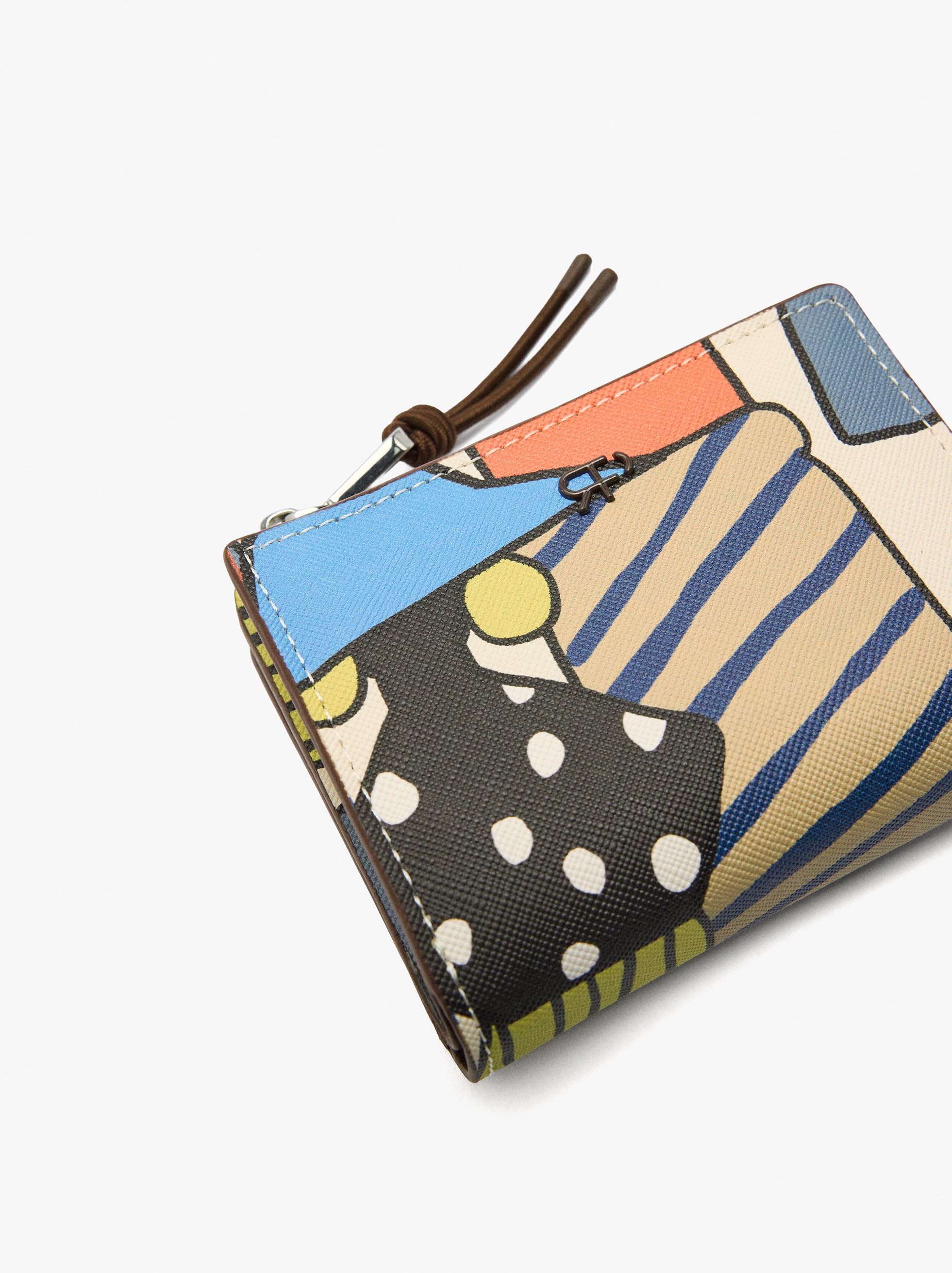 Cartera Estampada Con Textura