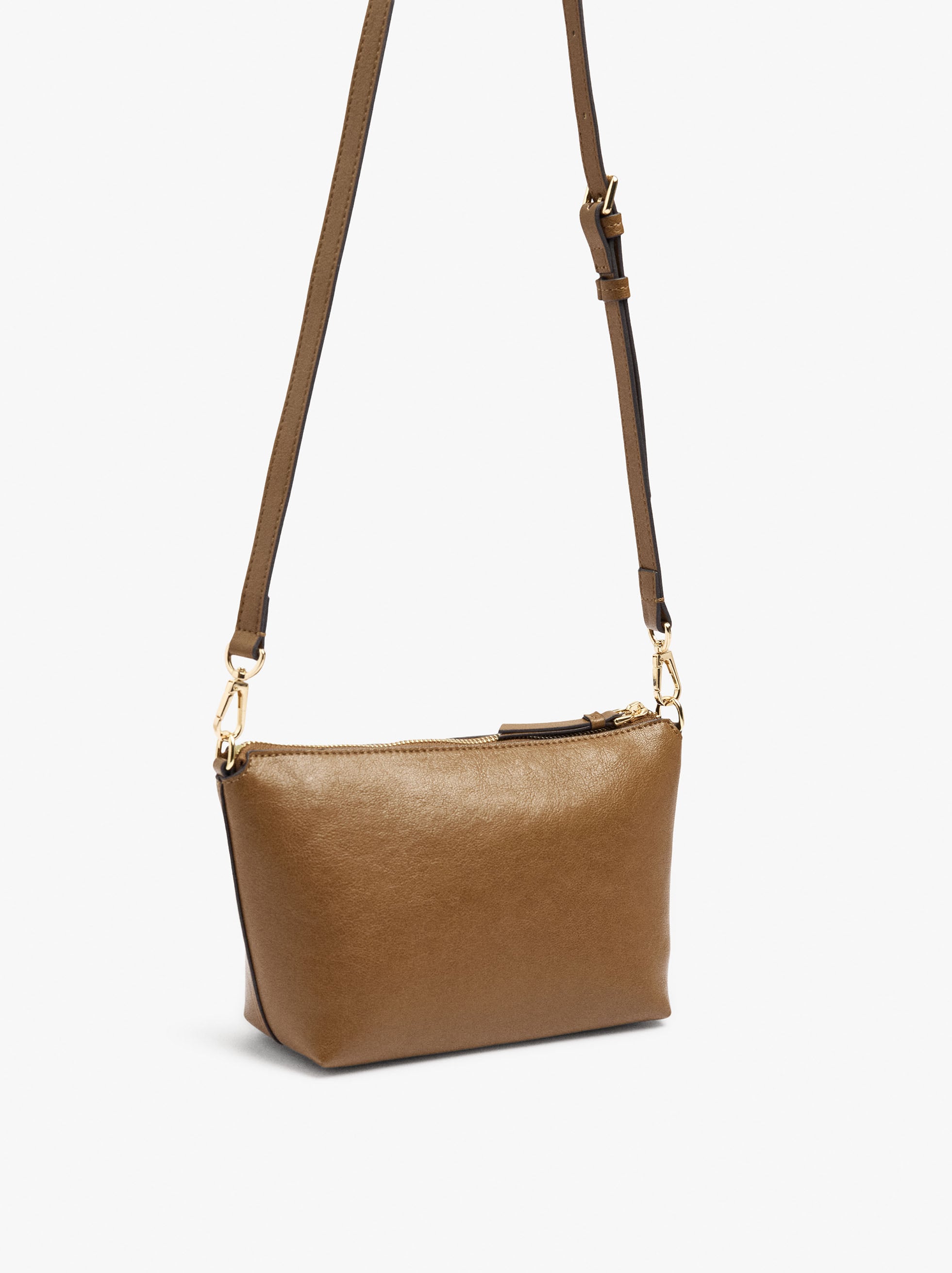 Bolso Bandolera Con Perforaciones
