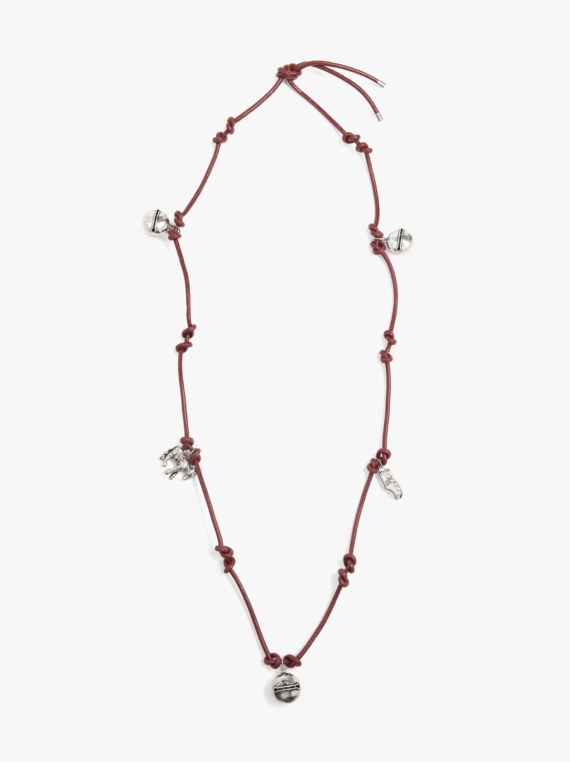 Collar De Cordón Con Charms Y Cascabeles