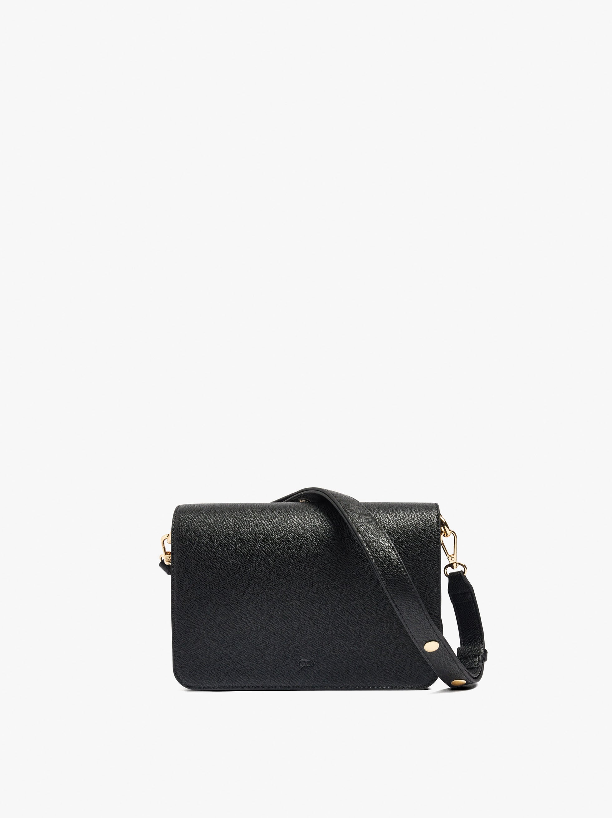 Bolso Bandolera Con Textura Y Solapa