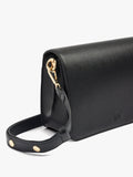 Bolso Bandolera Con Textura Y Solapa