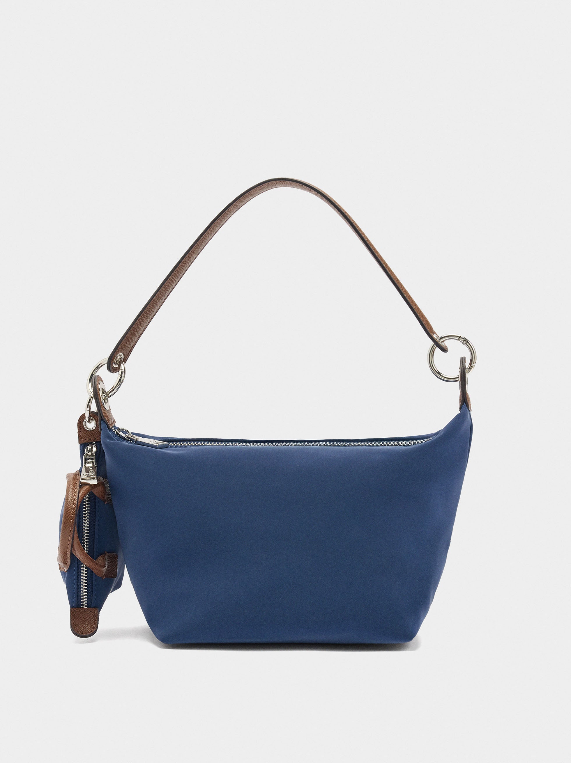 Bolso De Hombro Textura Suave Con Pendiente
